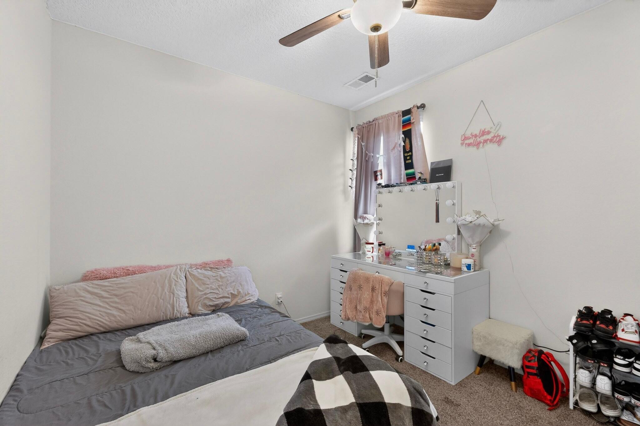 Photo 20 — 5813 Colfax Place NE
