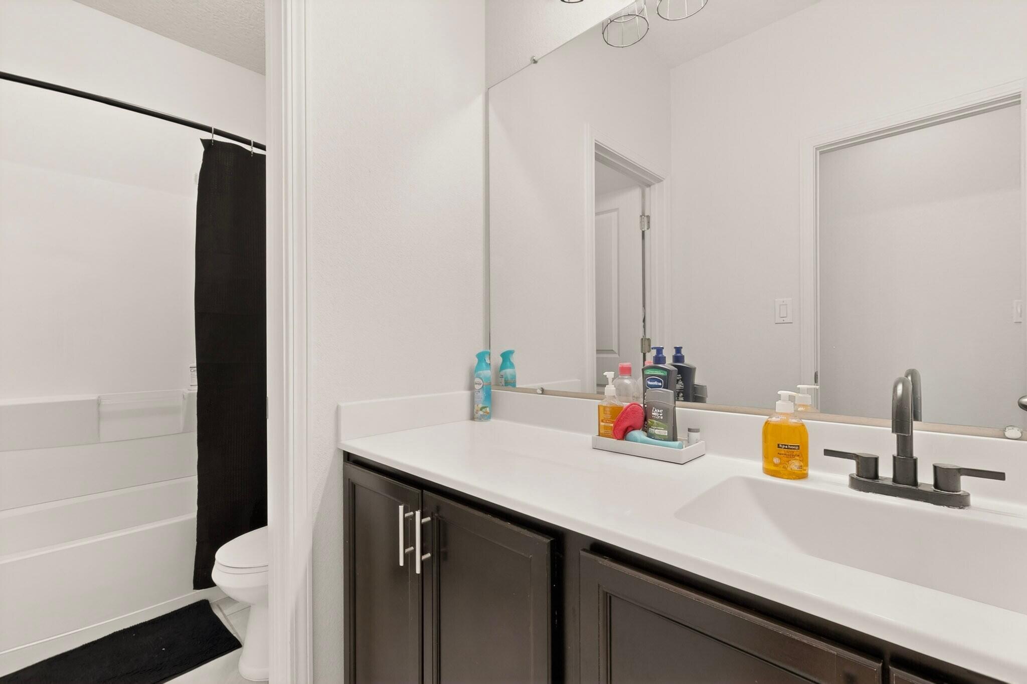 Photo 15 — 5813 Colfax Place NE