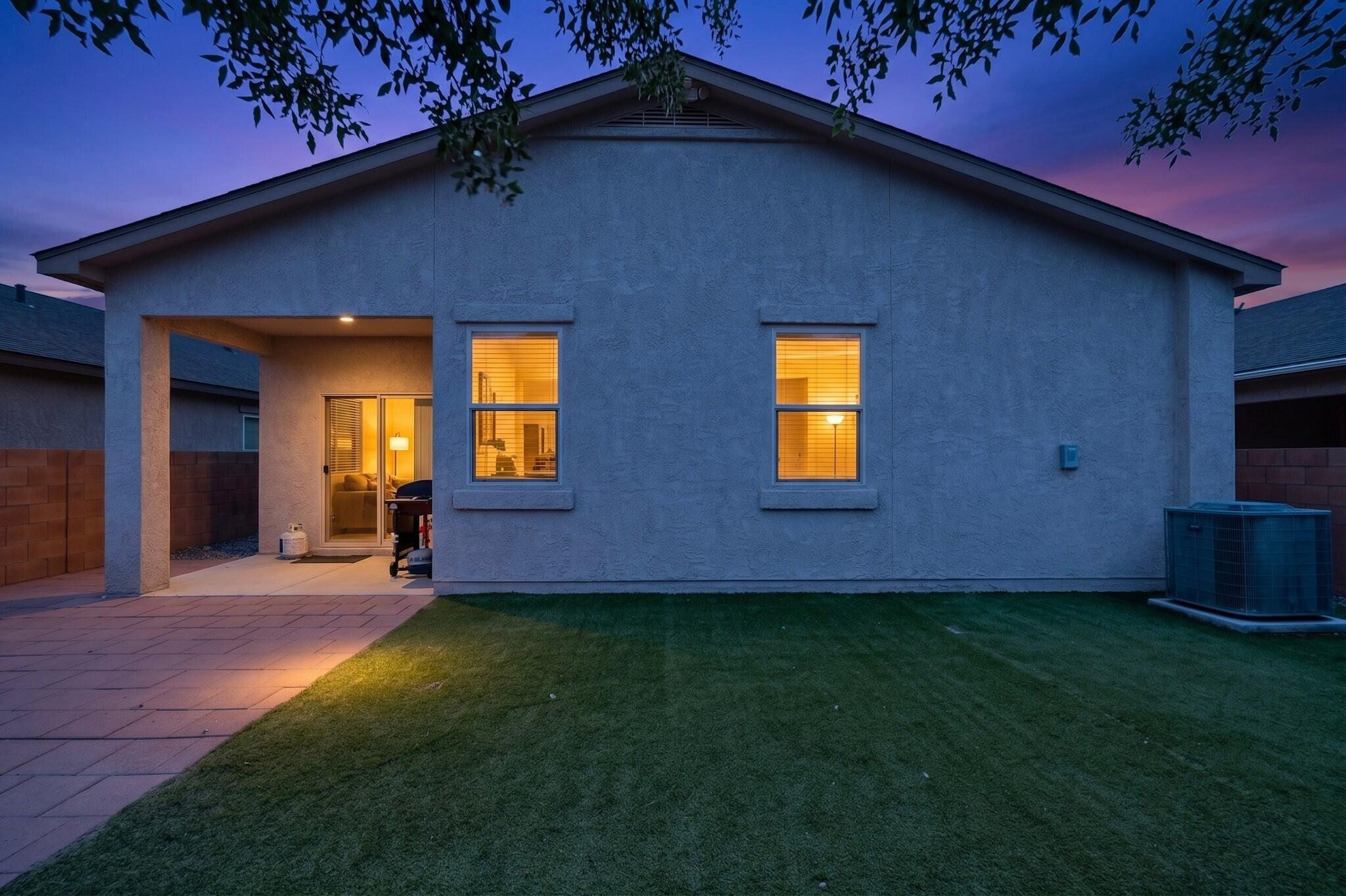 Photo 3 — 5813 Colfax Place NE