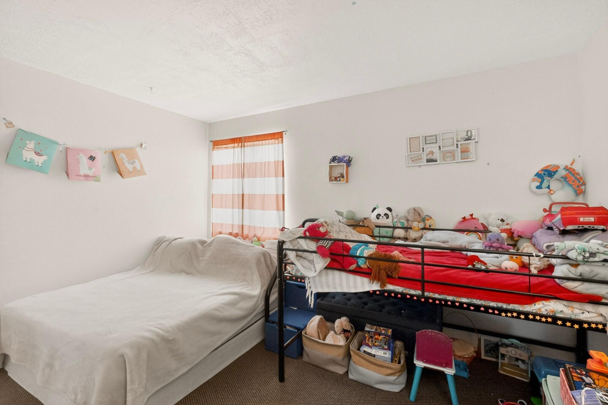 Photo 10 — 4720 Opal Drive NE