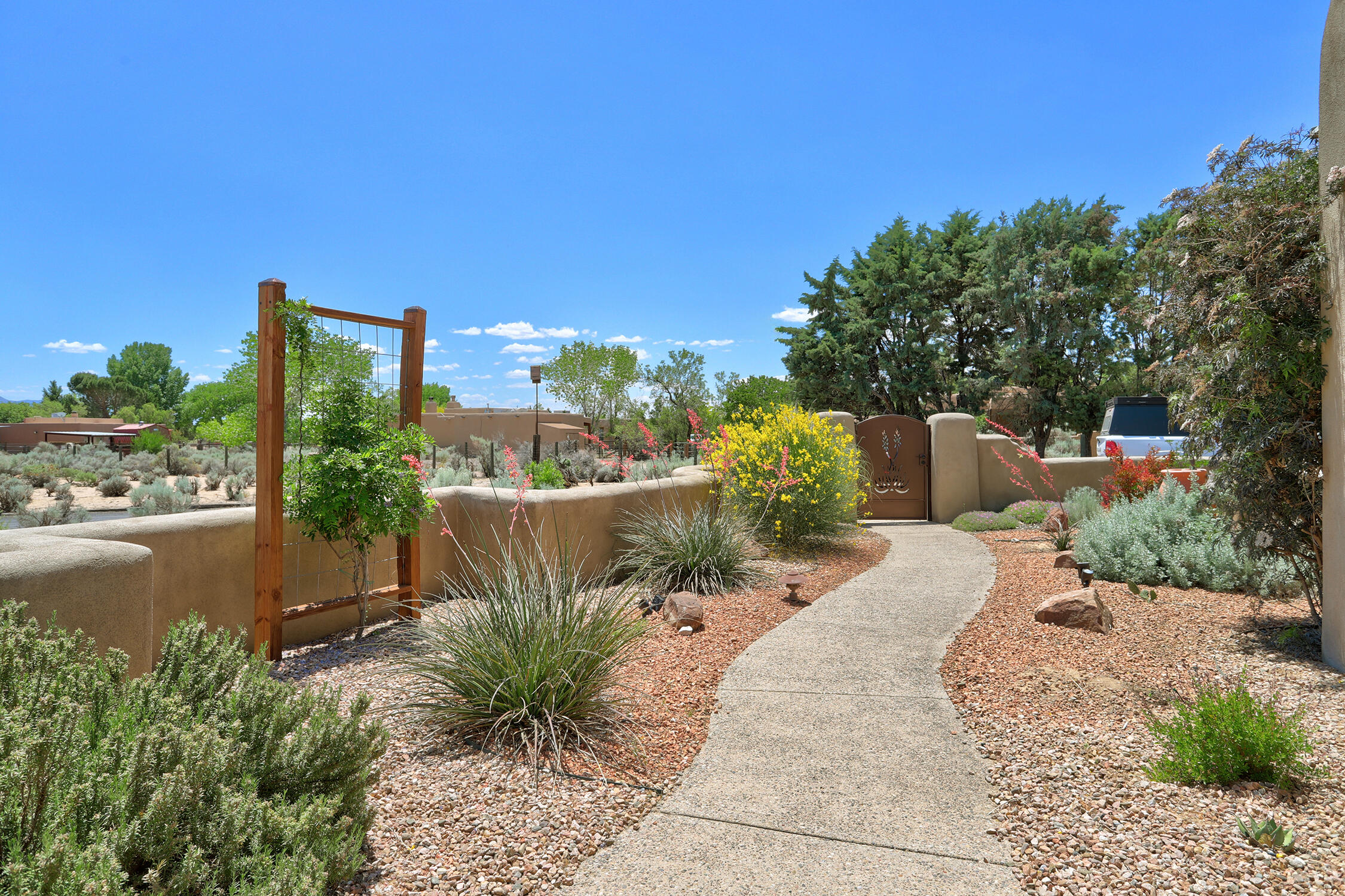 Photo 18 — 125 Martha Court