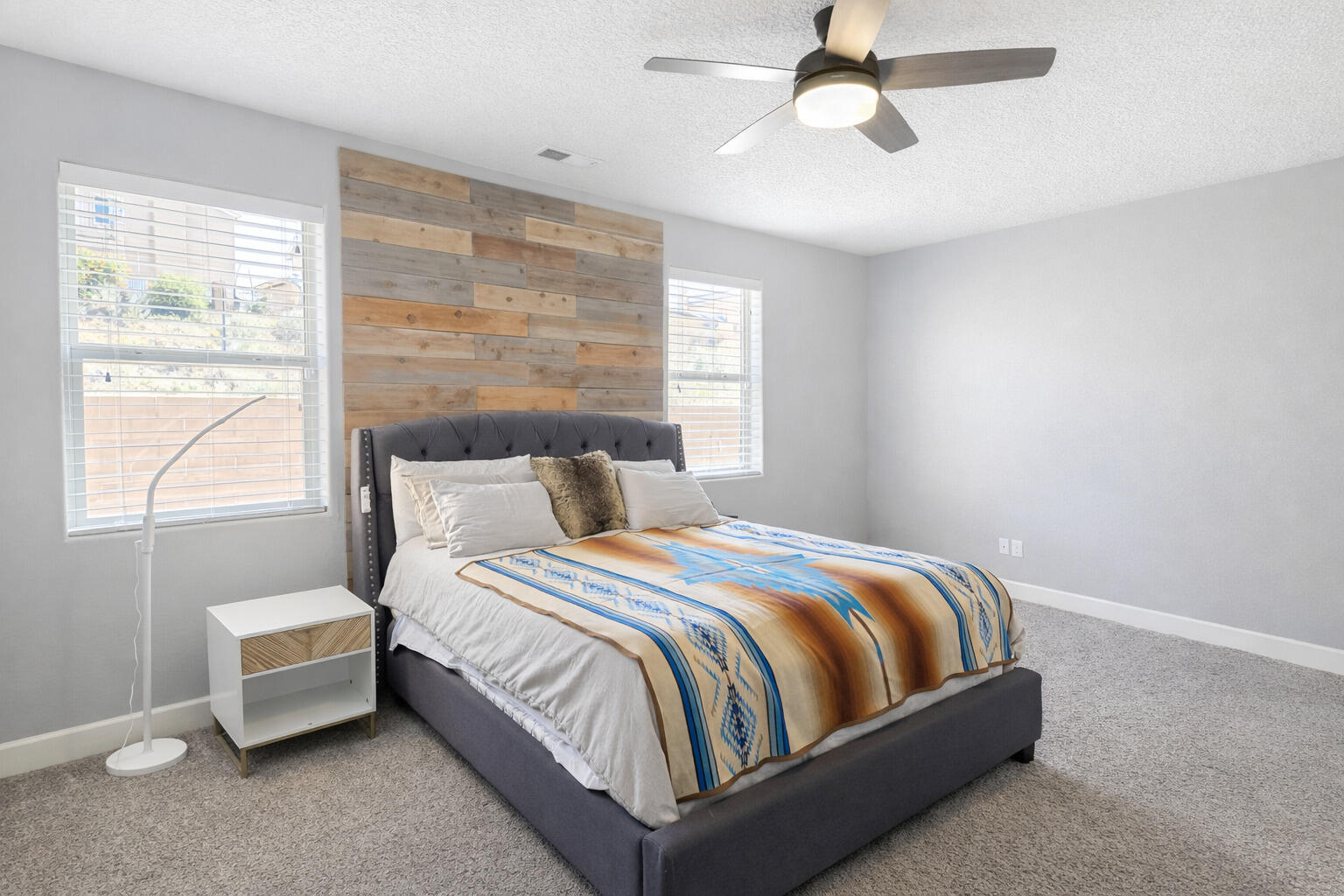 Photo 7 — 11932 Dahlia Avenue SE