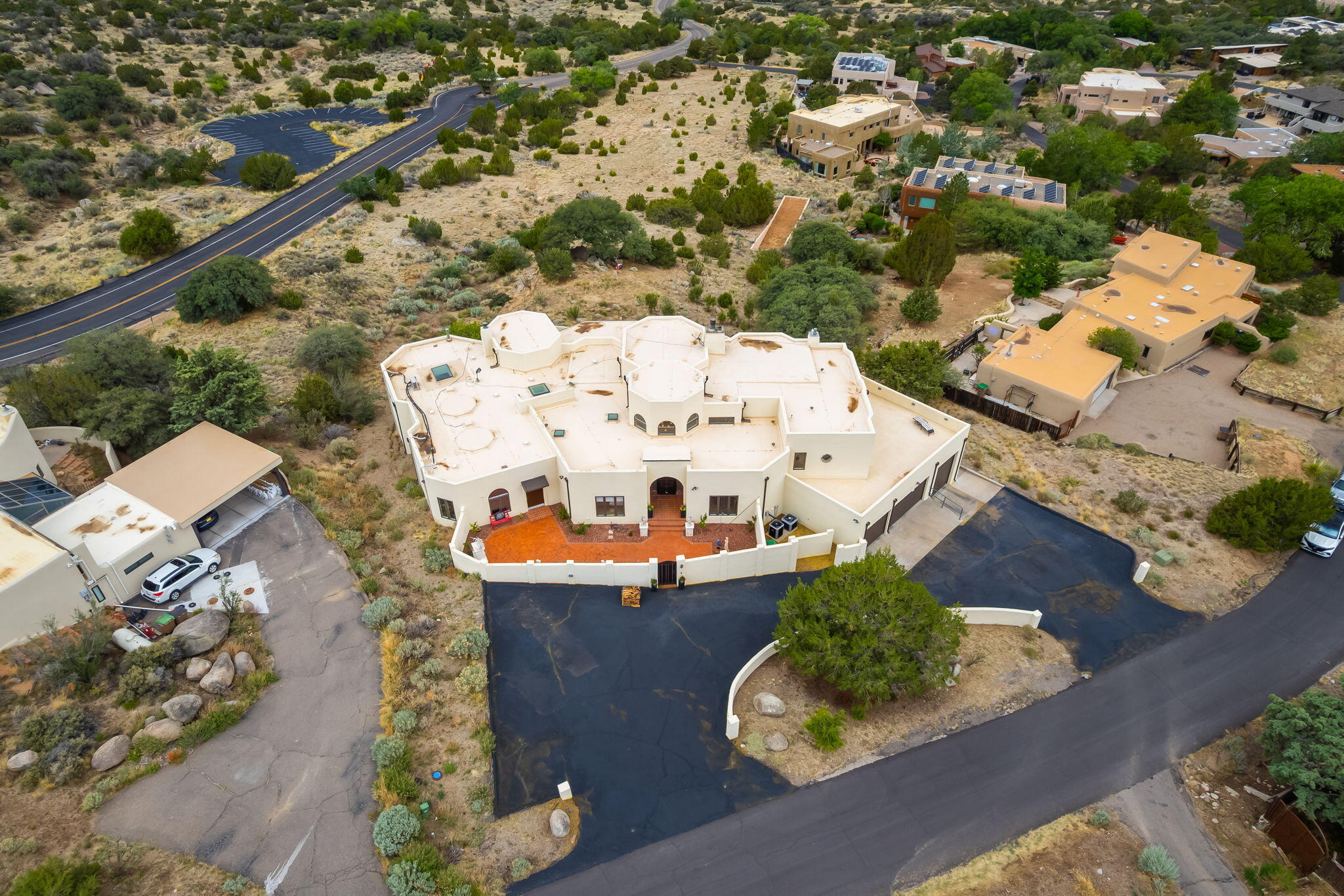 Photo 7 — 2 Sandia Heights Drive NE