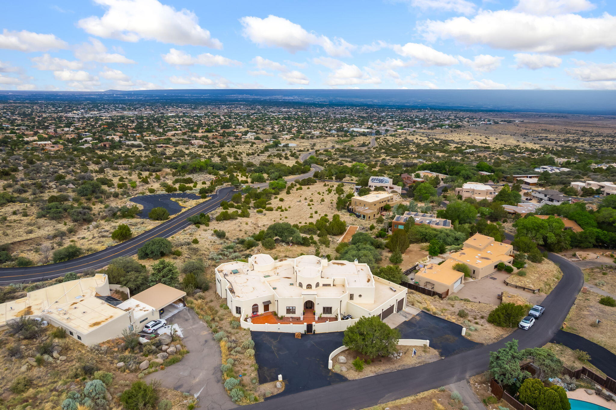 Photo 3 — 2 Sandia Heights Drive NE