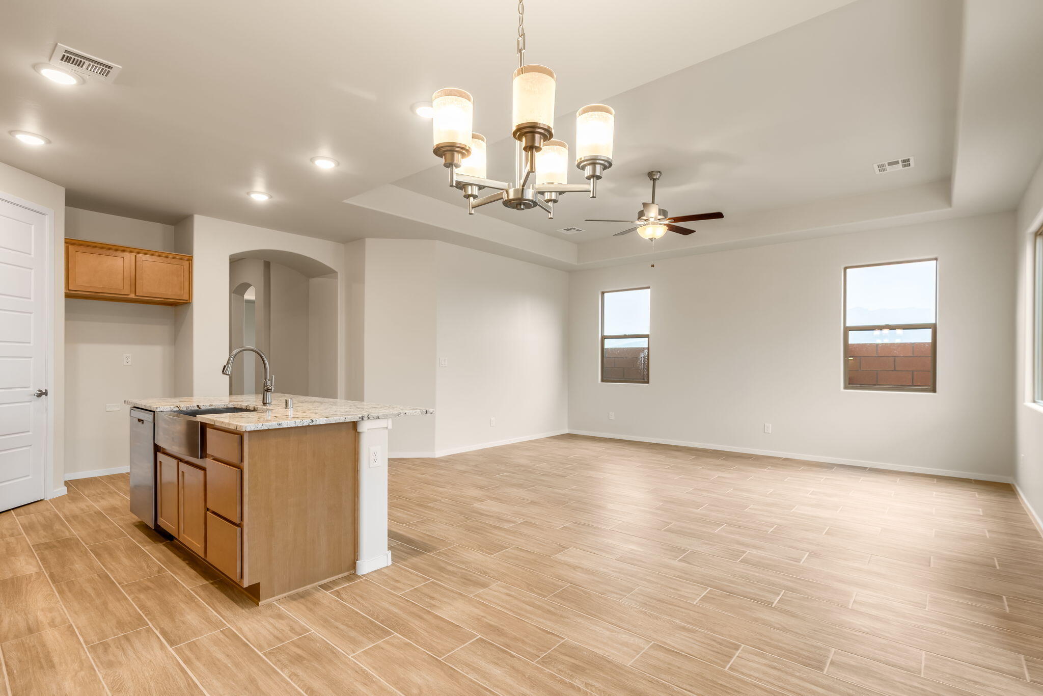 Photo 17 — 7245 Loire Drive NE