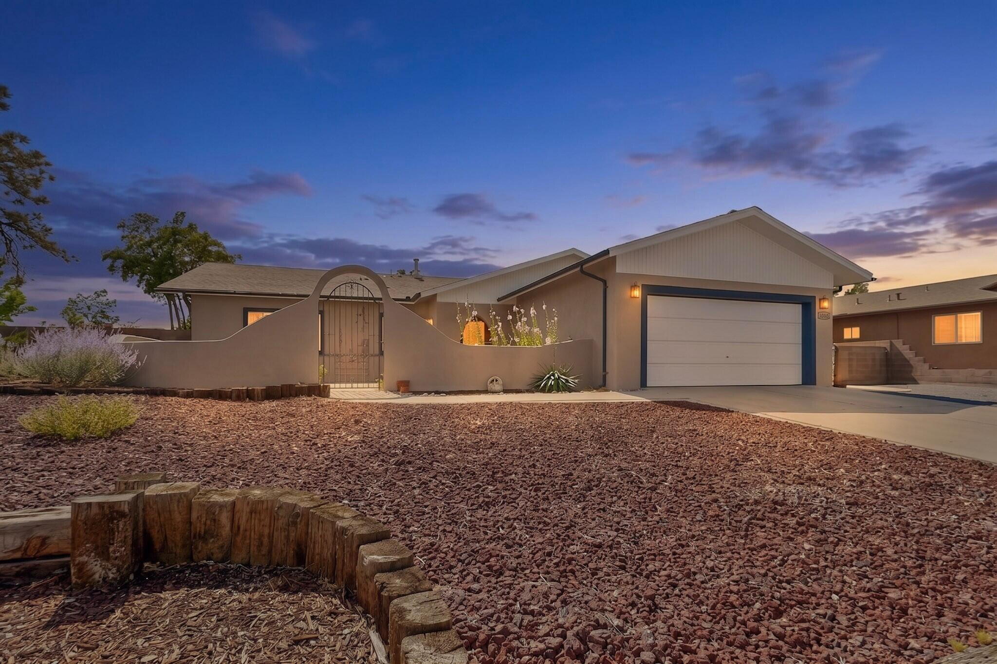 10005 Cardinal Street NW, Albuquerque, NM 87114