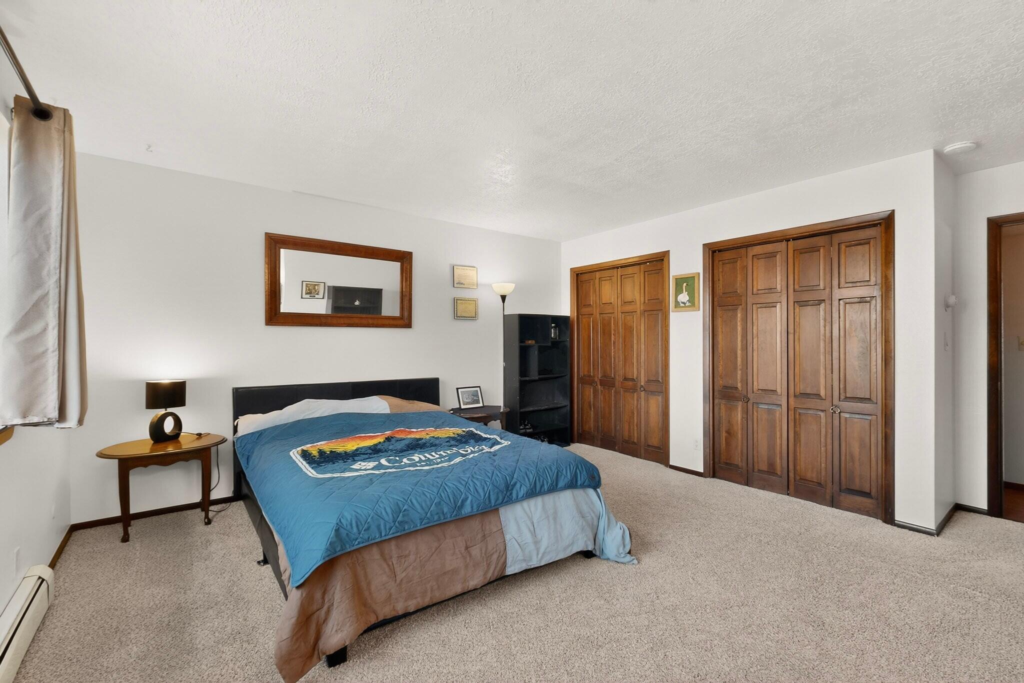 Photo 2 — 10005 Cardinal Street NW