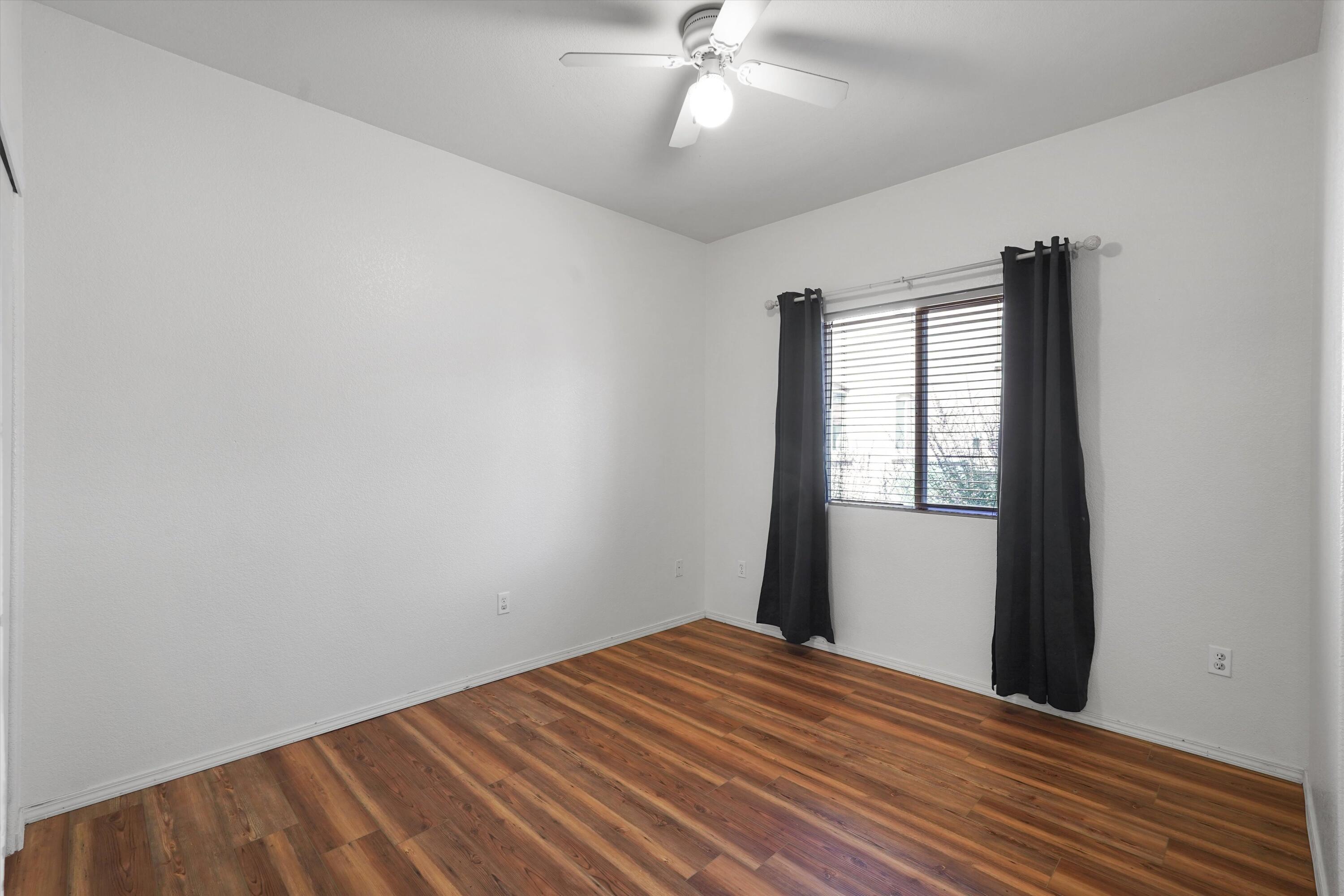 Photo 5 — 6800 Vista Del Norte Road NE 1114