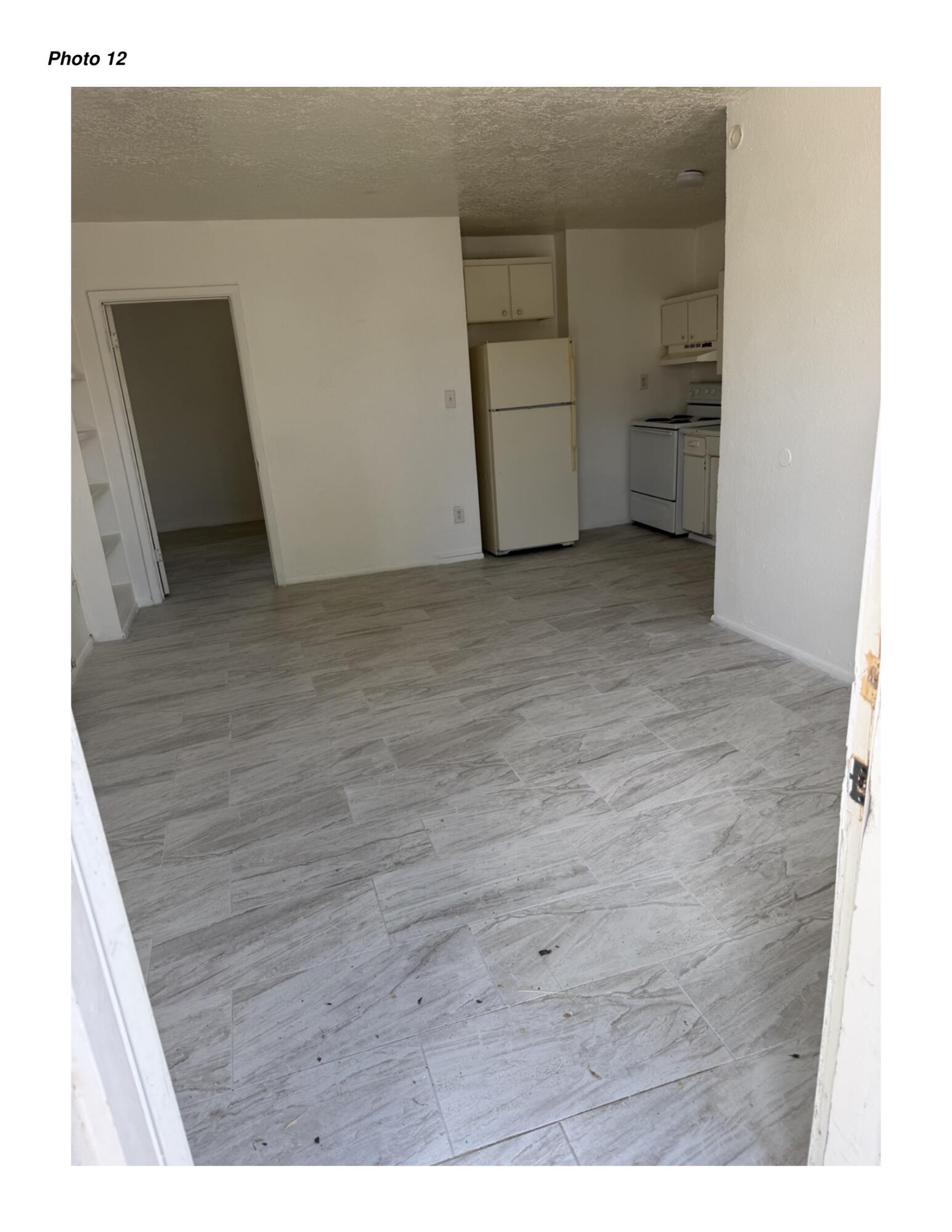 Photo 3 — 209 Texas Street NE