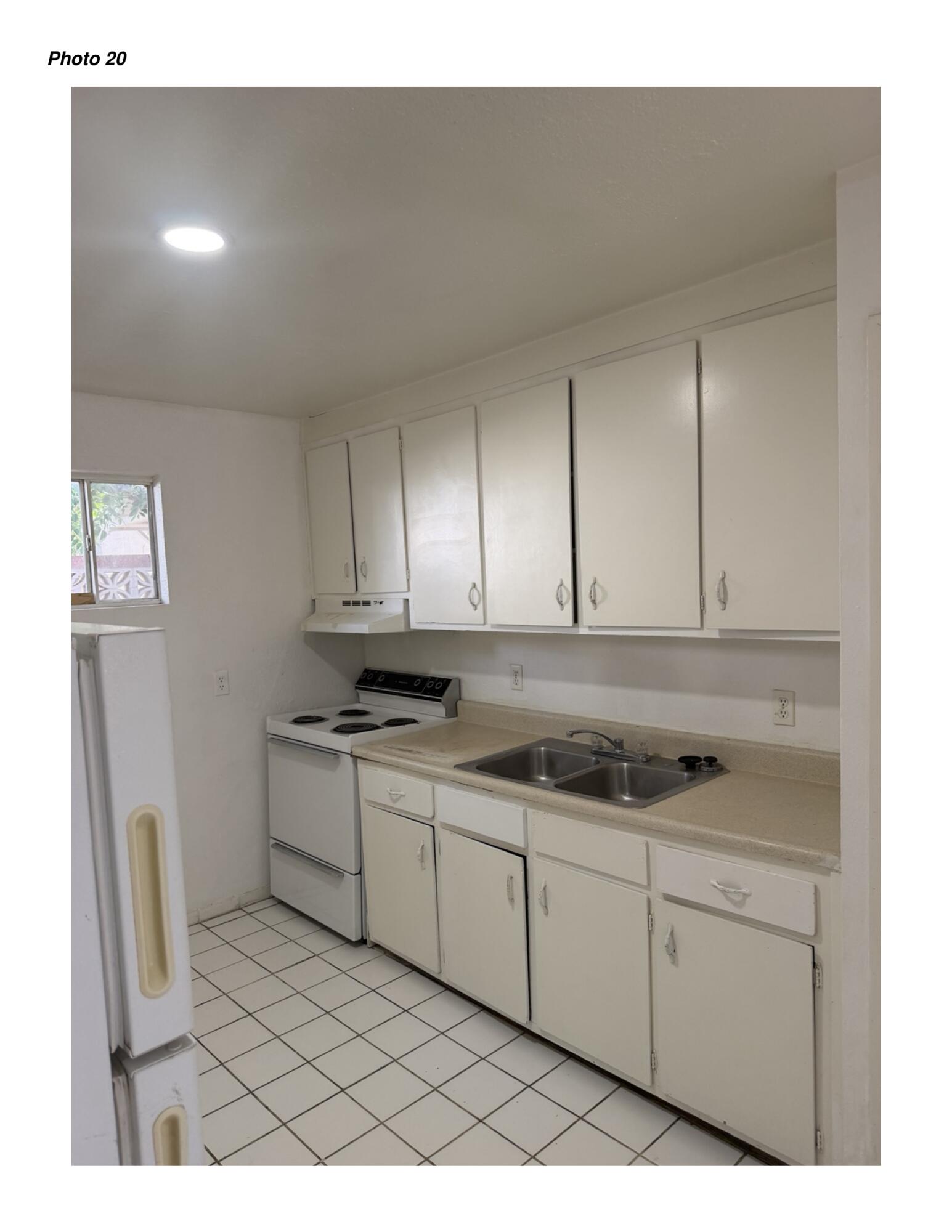 Photo 11 — 209 Texas Street NE