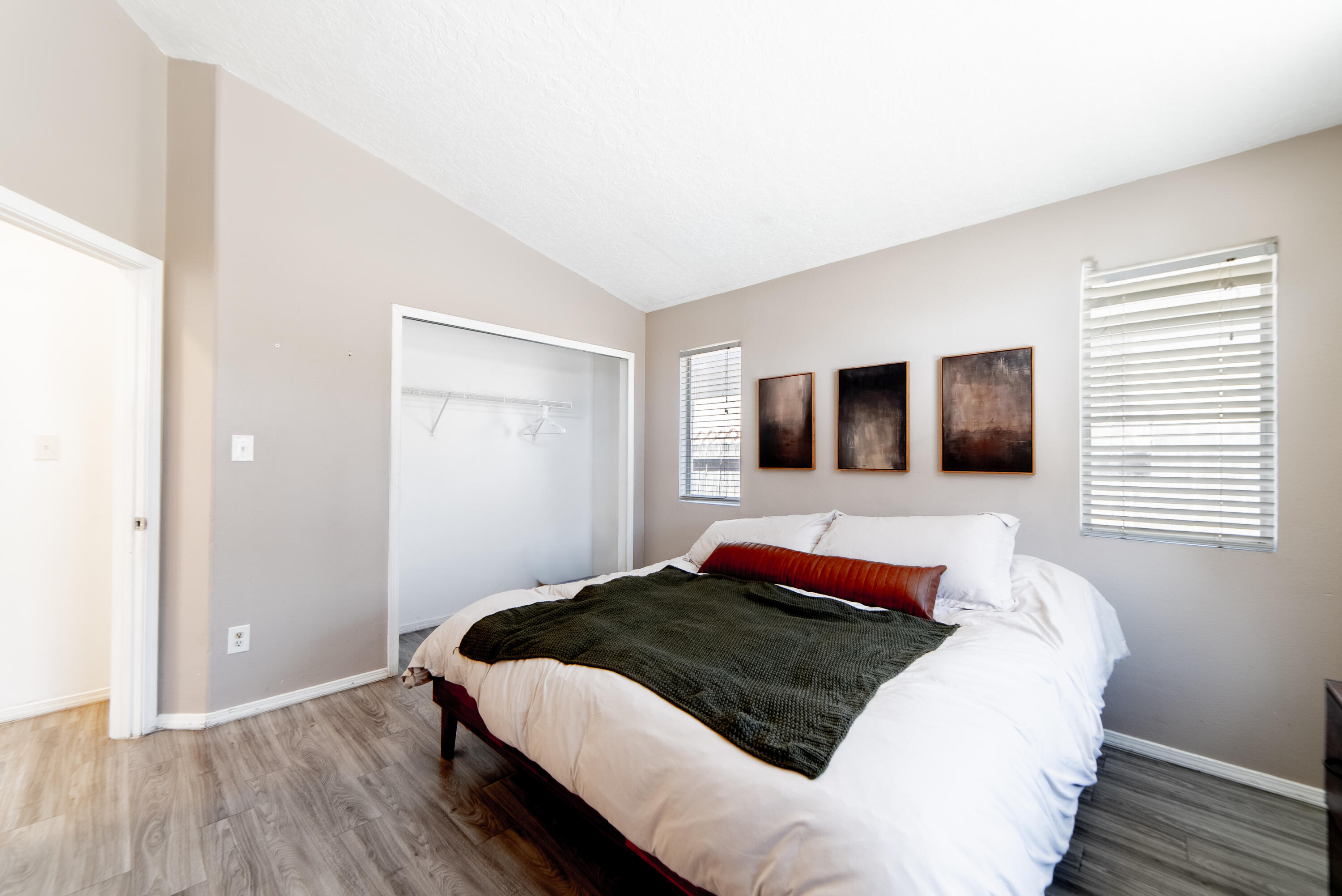 Photo 8 — 6009 Cyonus Avenue NW