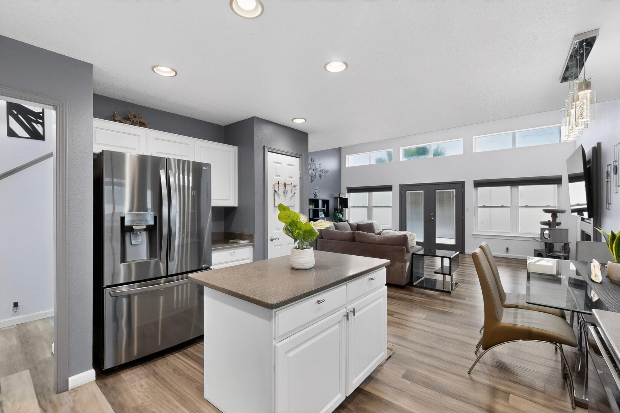 Photo 19 — 233 Nicklaus Drive SE