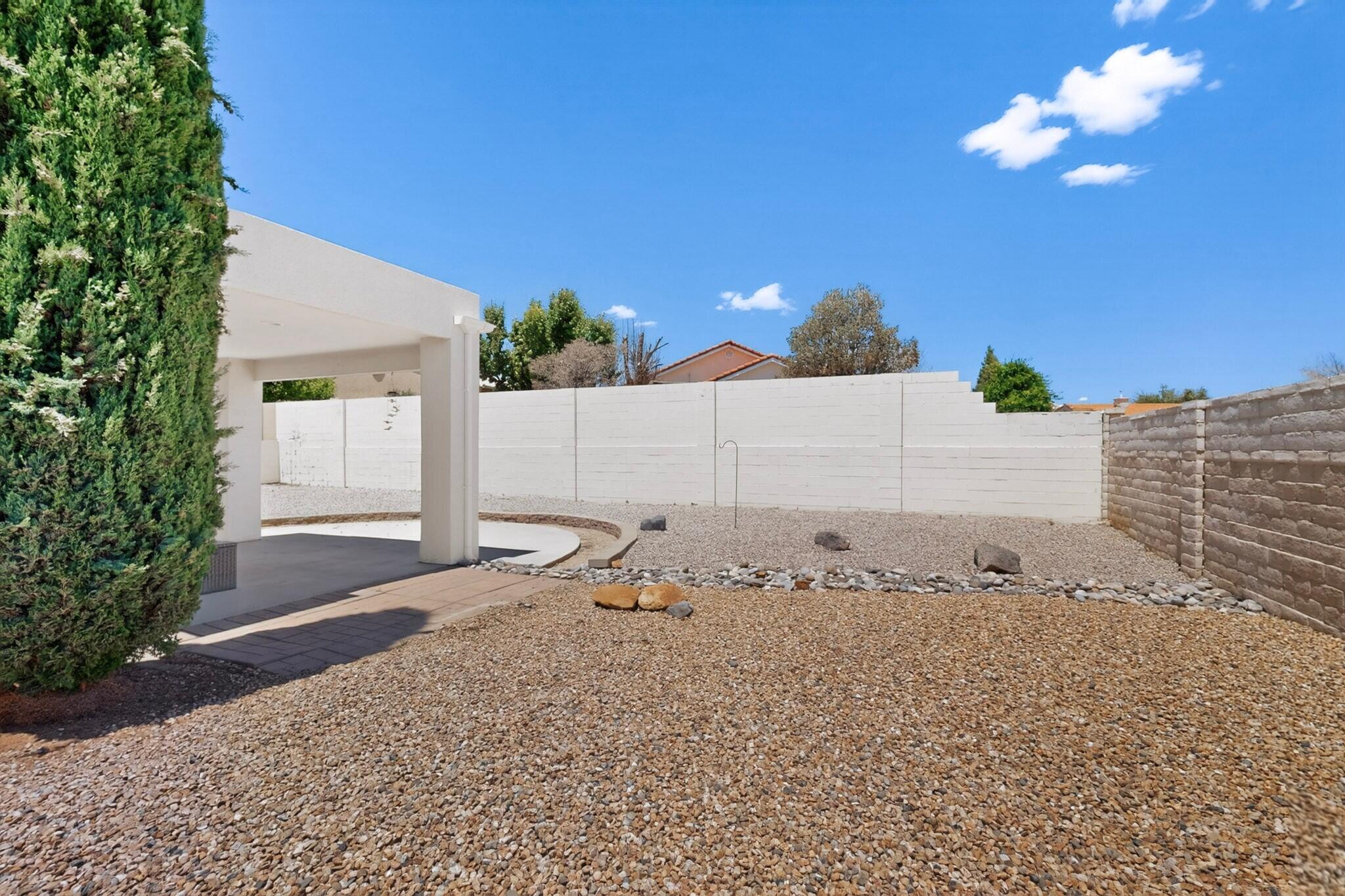 Photo 6 — 233 Nicklaus Drive SE