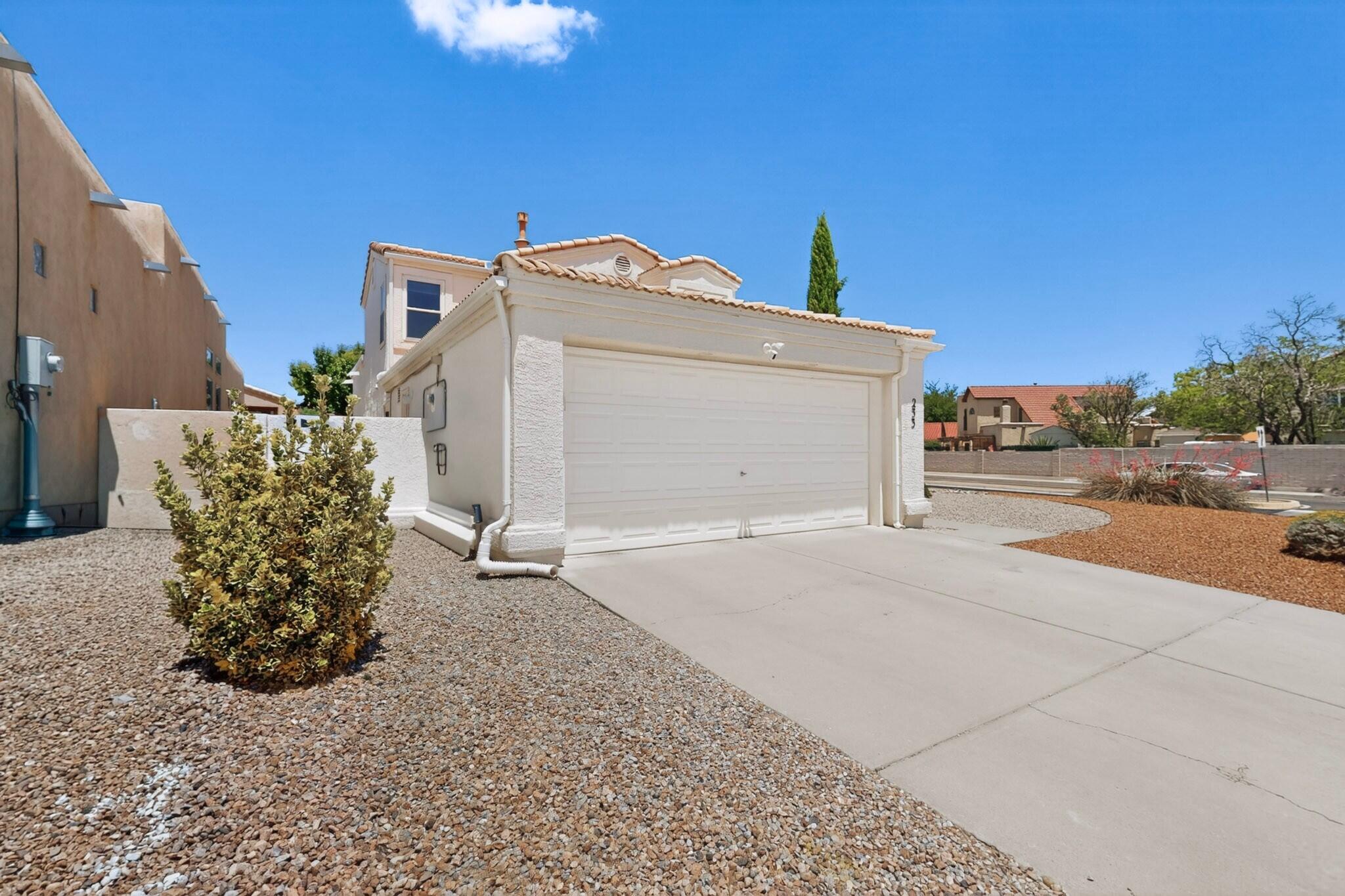 Photo 10 — 233 Nicklaus Drive SE
