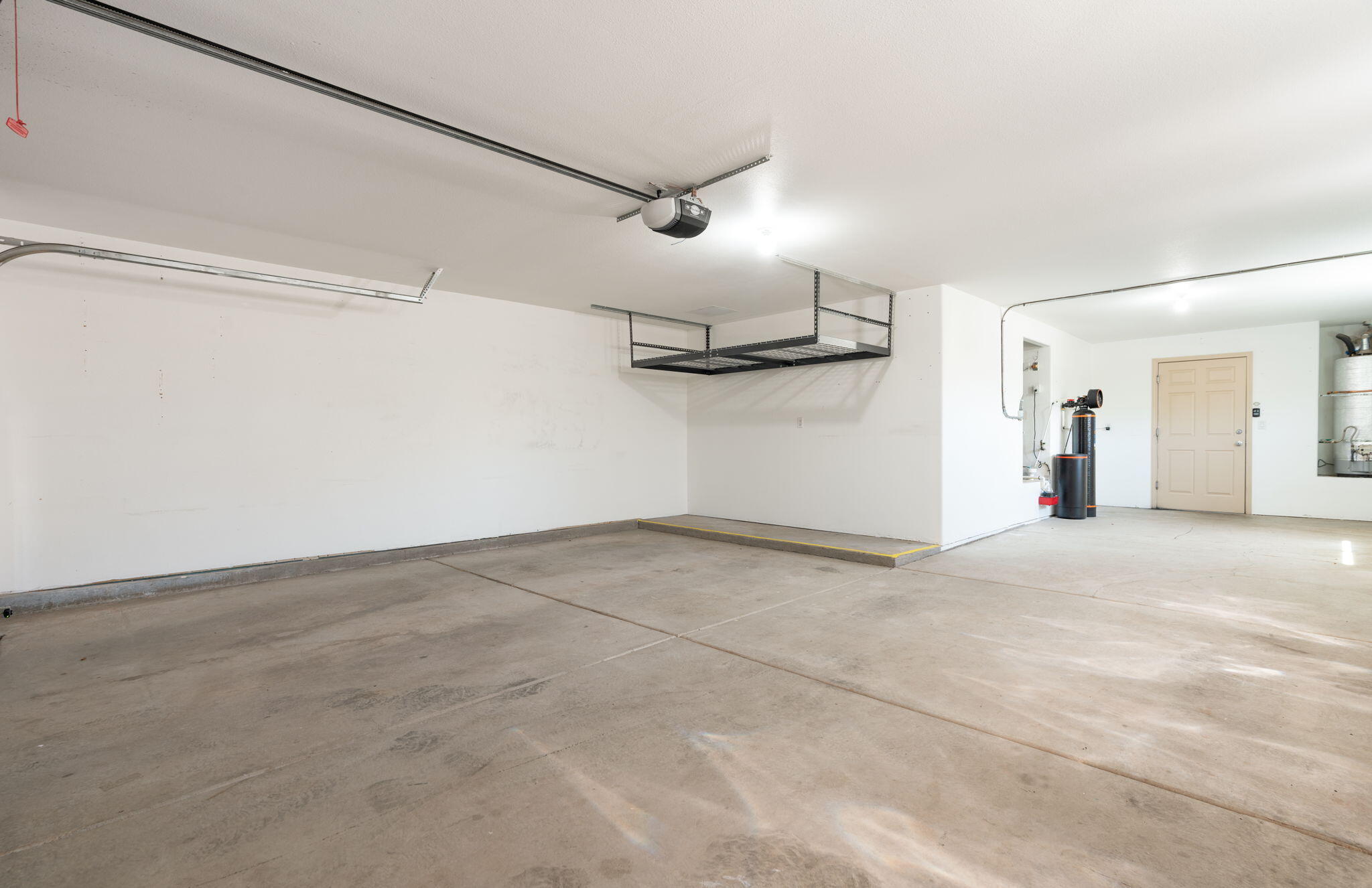 Photo 7 — 212 Riesling Road