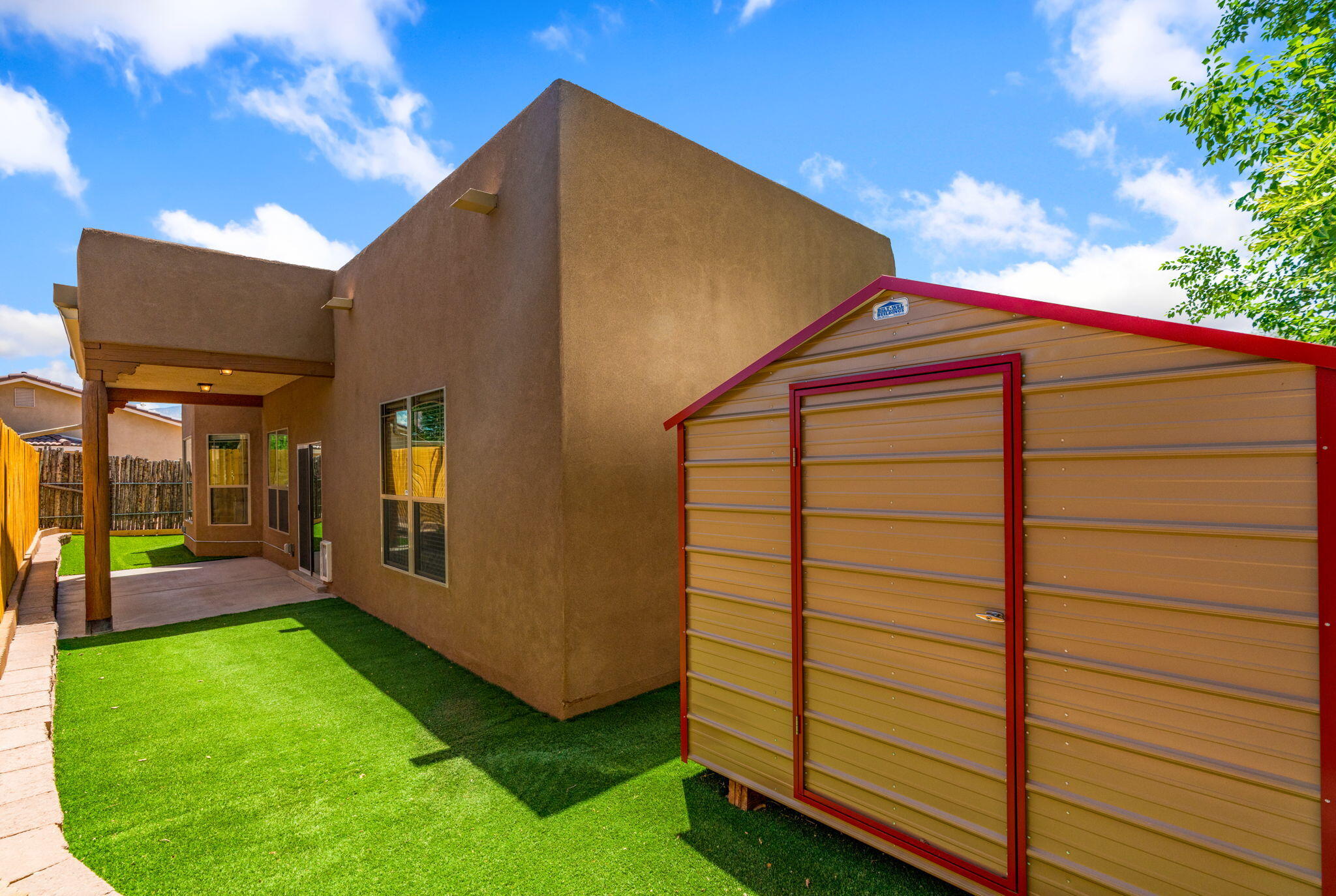 Photo 6 — 212 Riesling Road