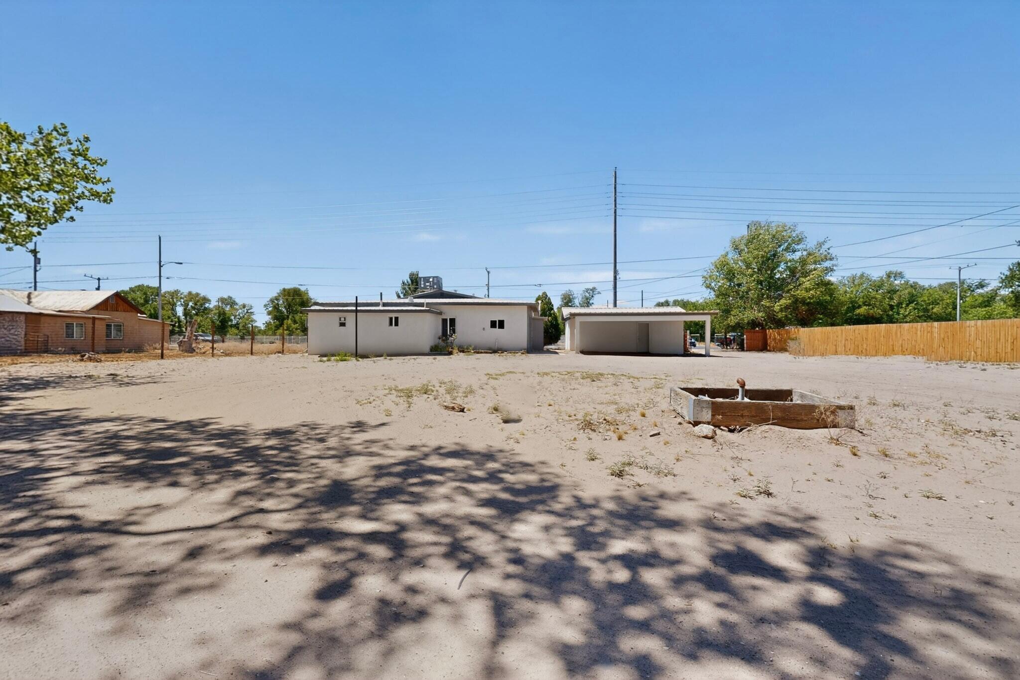 Photo 11 — 1104 E River Road
