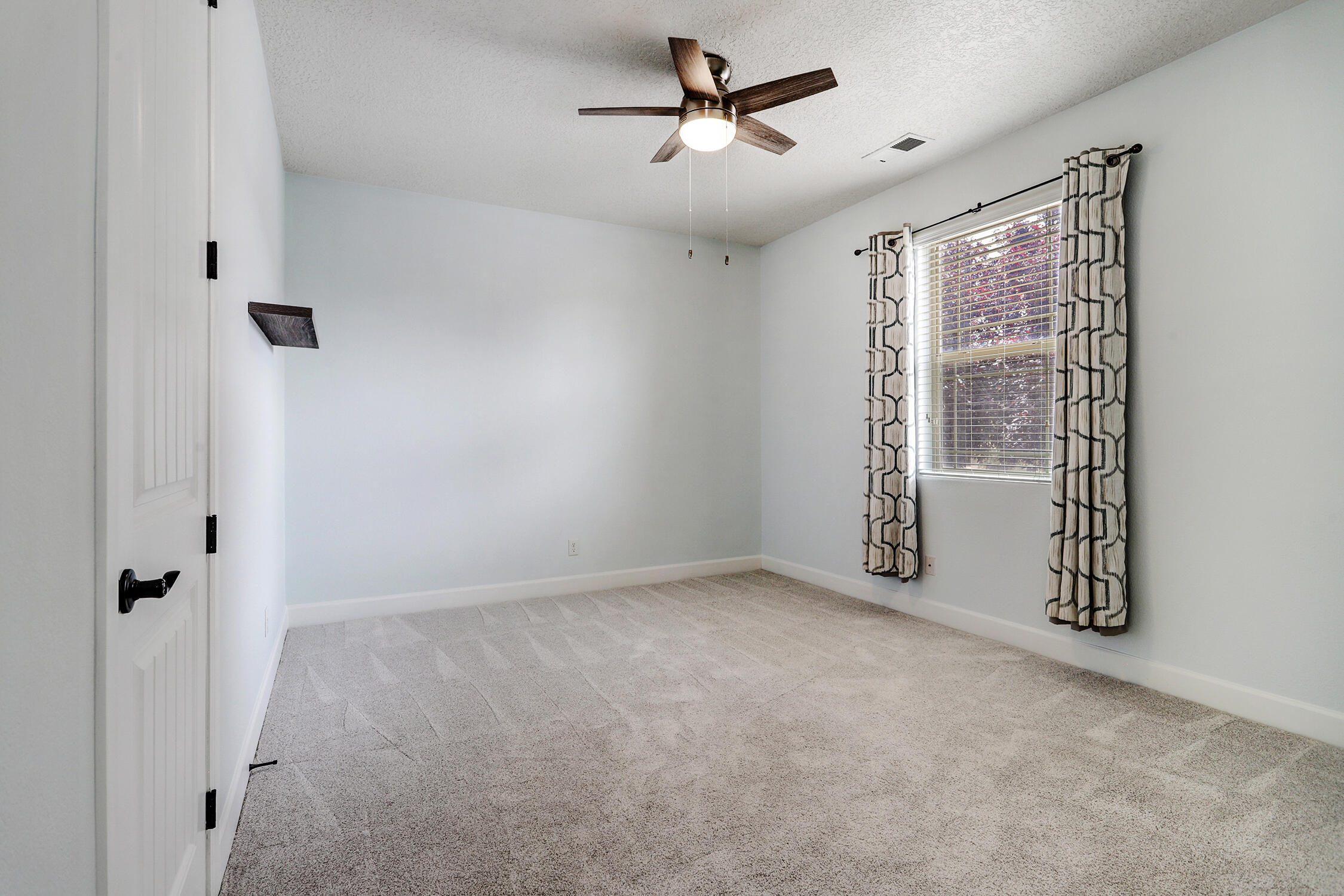 Photo 2 — 6371 Camino De Paz Road NW