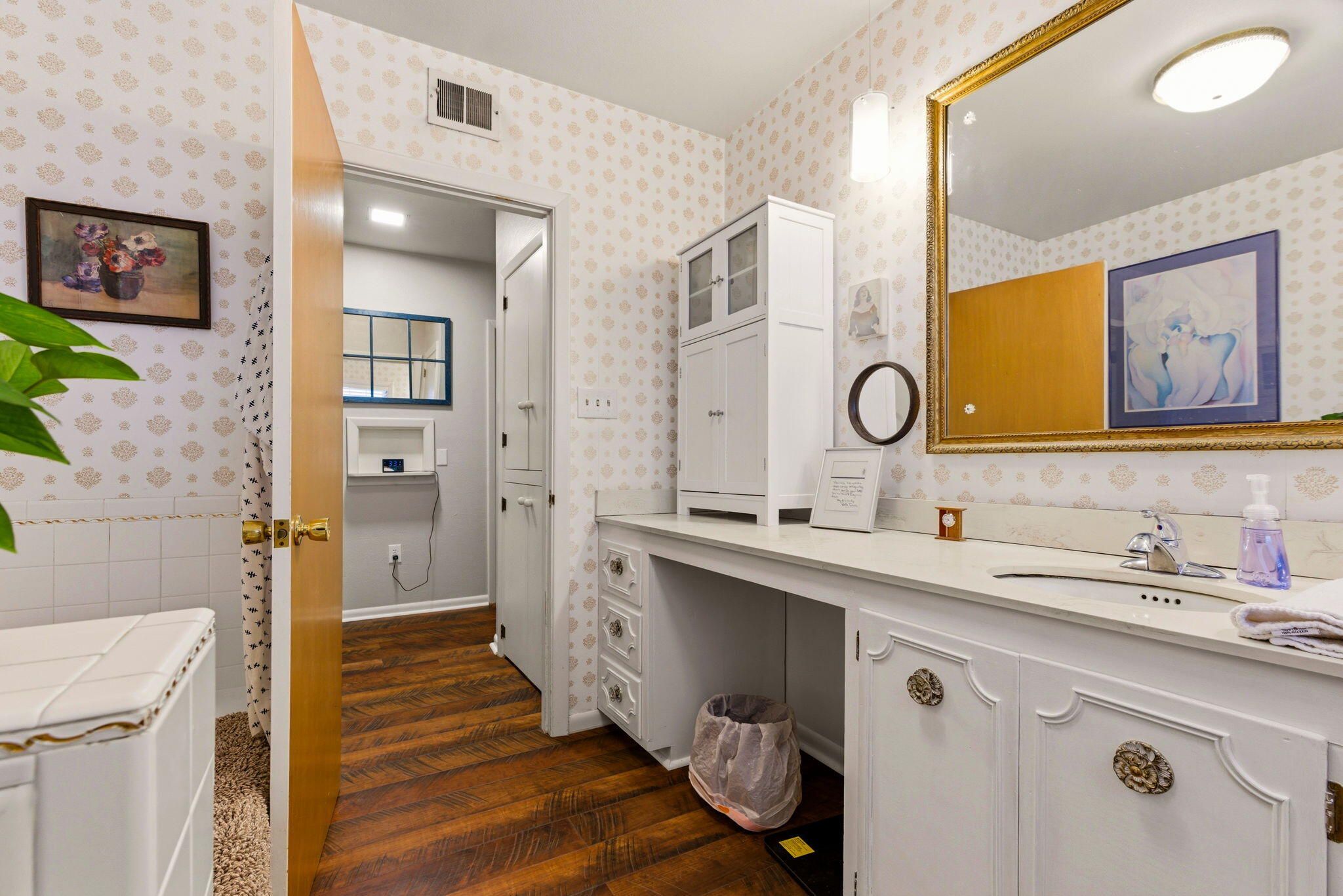 Photo 18 — 1515 W Reinken Avenue