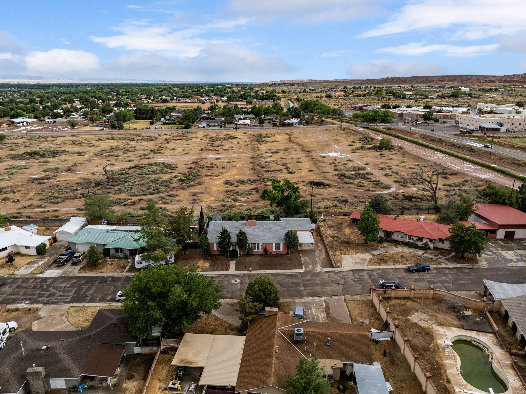 Photo 7 — 1515 W Reinken Avenue