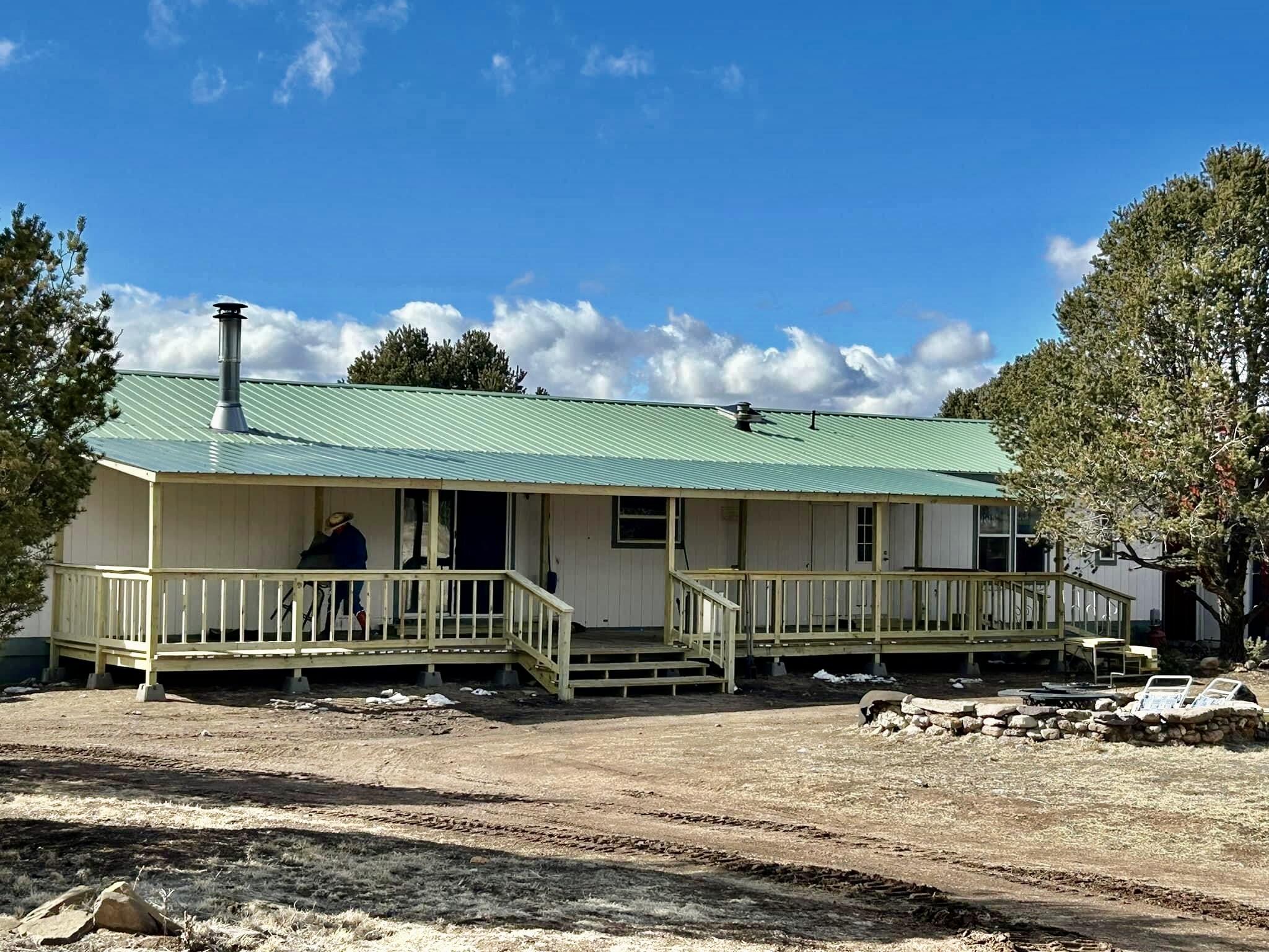 132 Dark Canyon Road, Magdalena, NM 87825