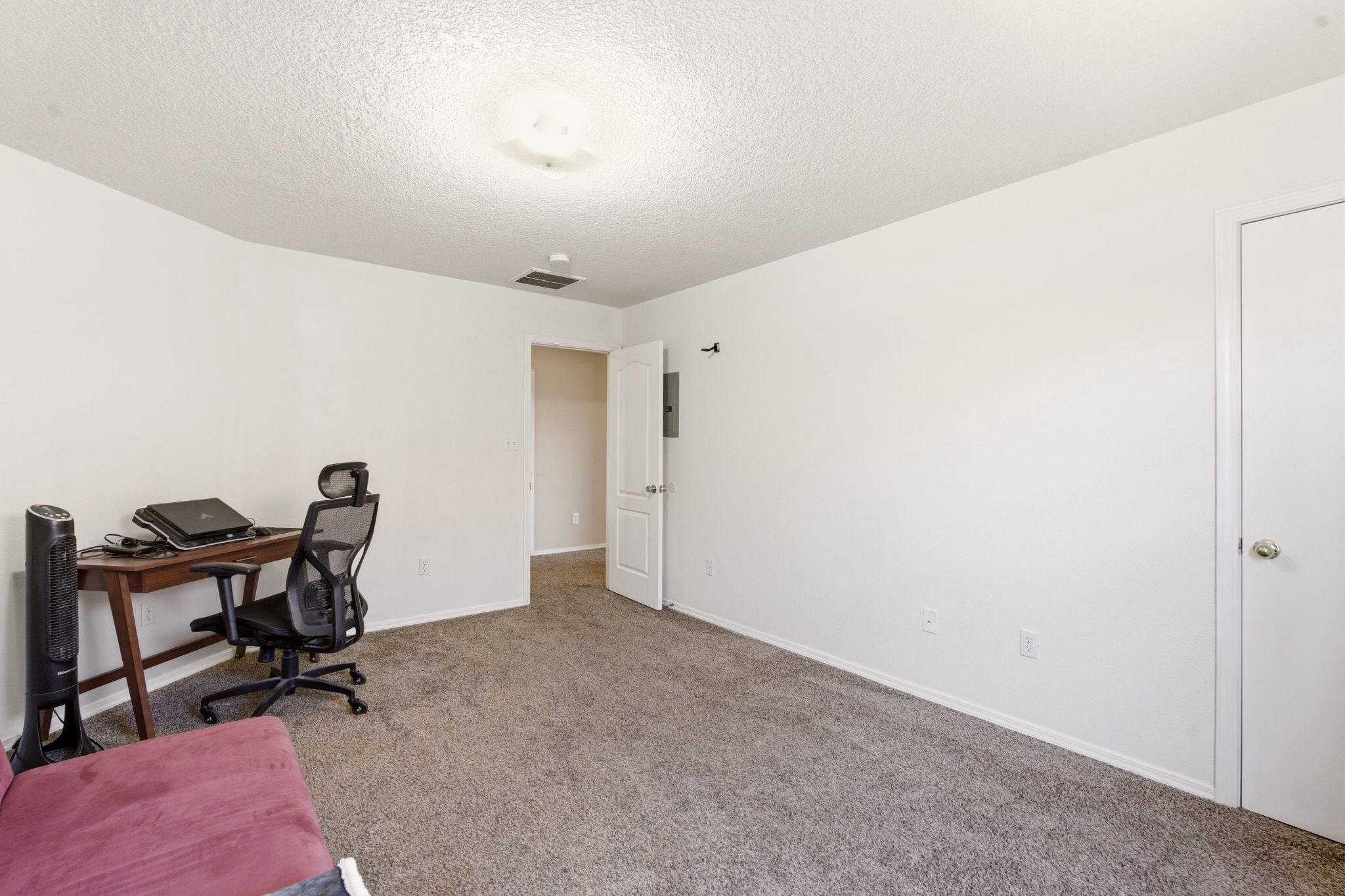 Photo 14 — 10427 Sandy Flats Avenue SW