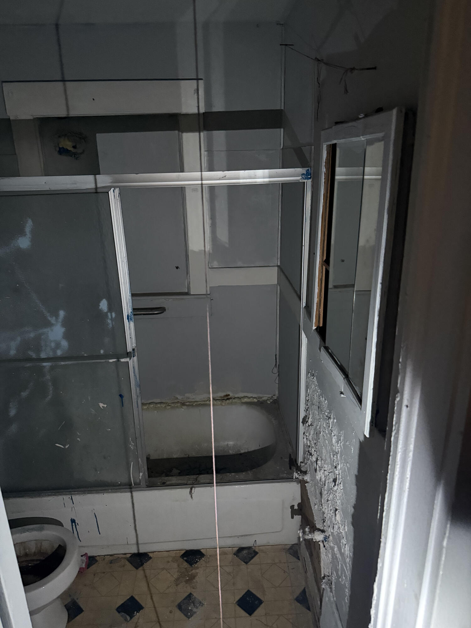 Photo 12 — 1317 Edith Boulevard SE