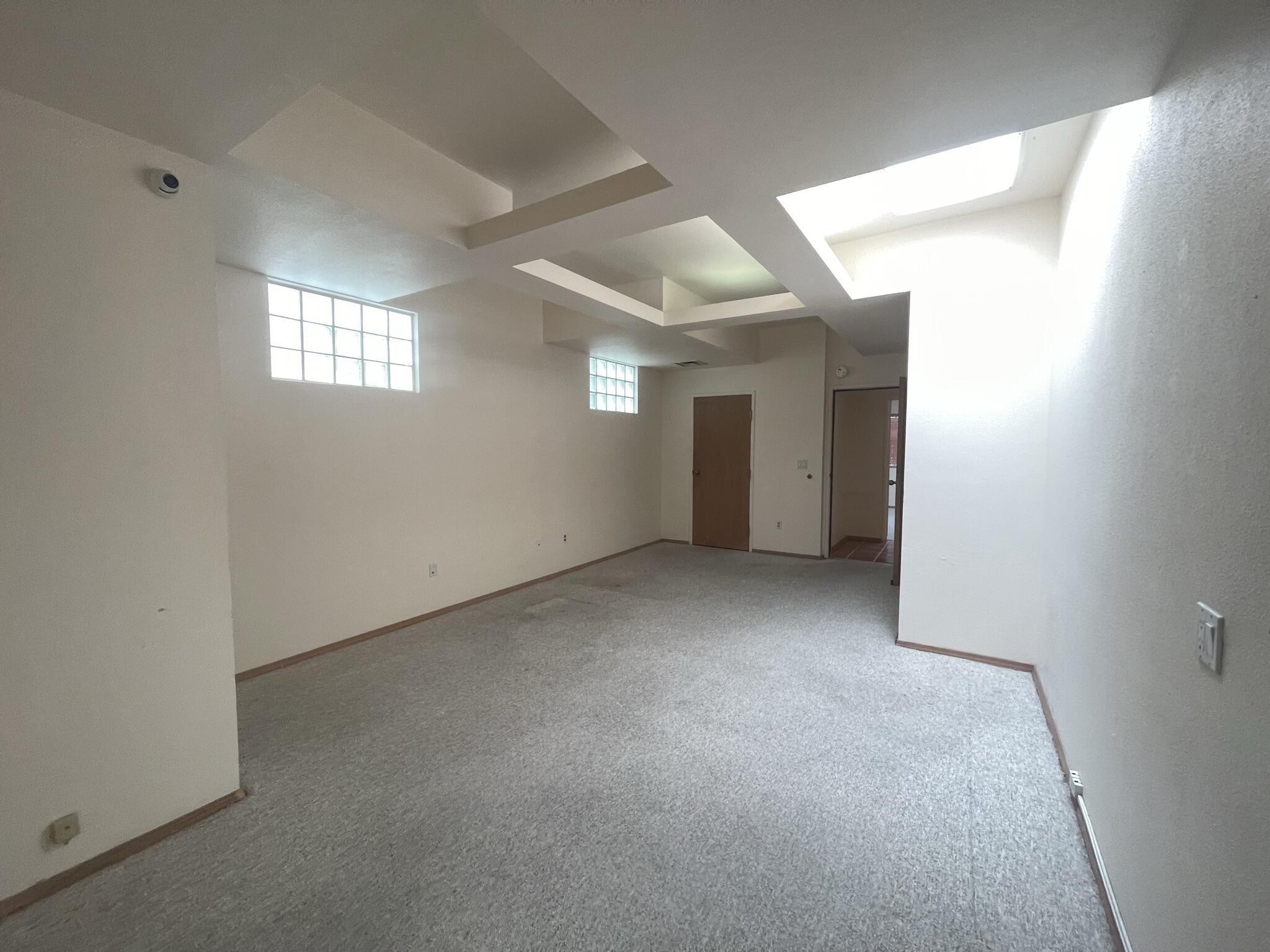 Photo 20 — 1709 Girard Boulevard NE