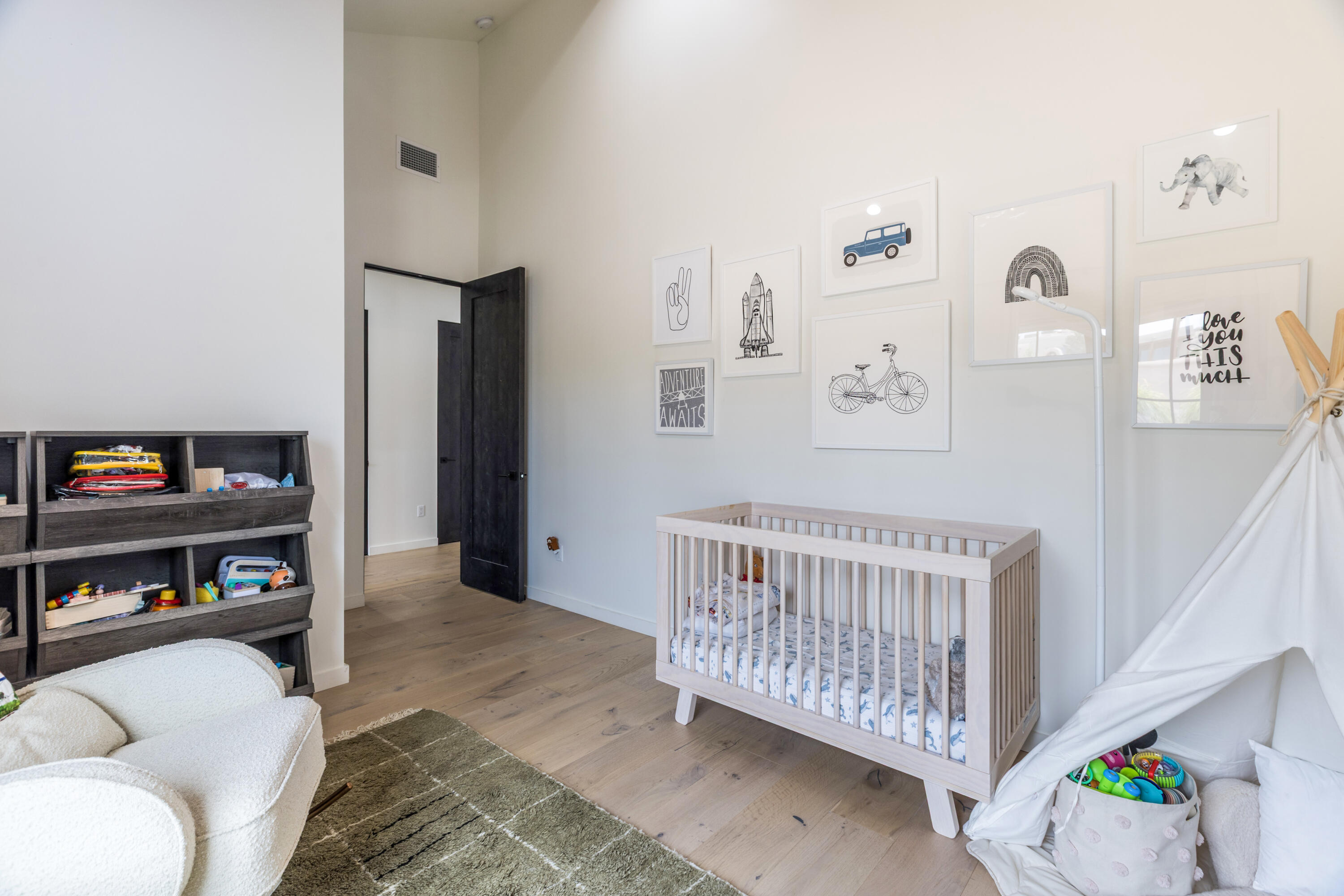 Photo 15 — 1524 W Ella Drive