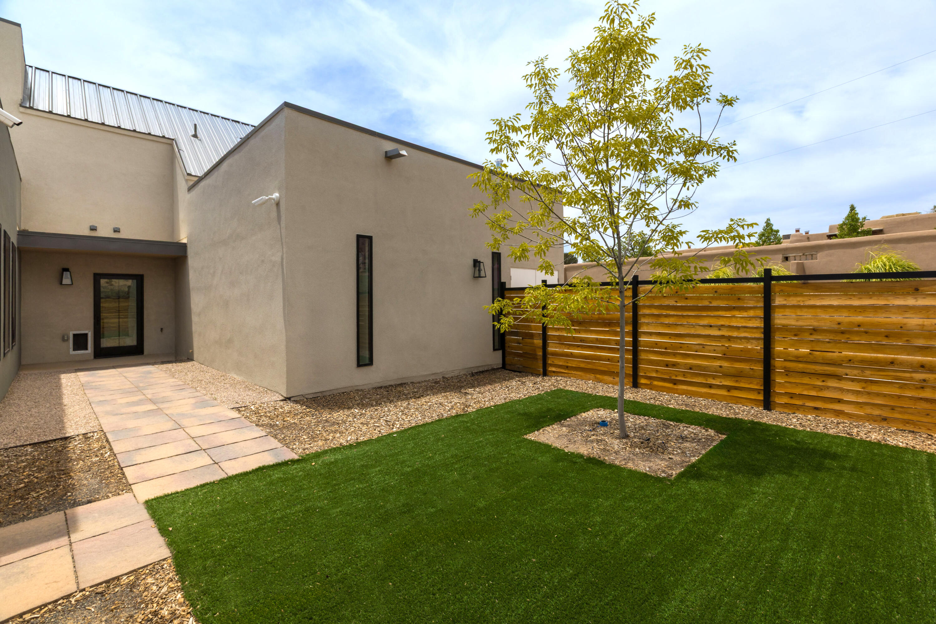 Photo 5 — 1524 W Ella Drive