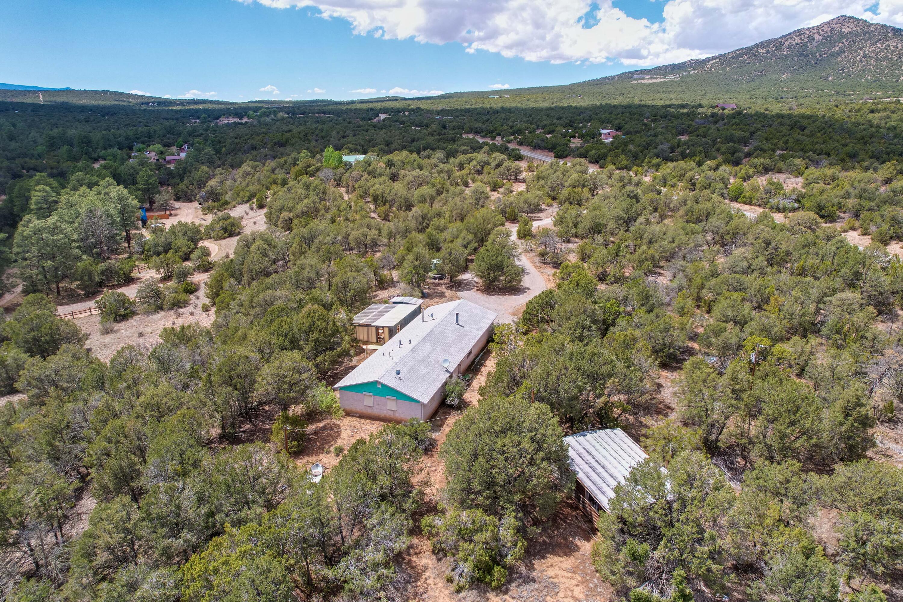 1429 New Mexico 344, Golden, NM 87047
