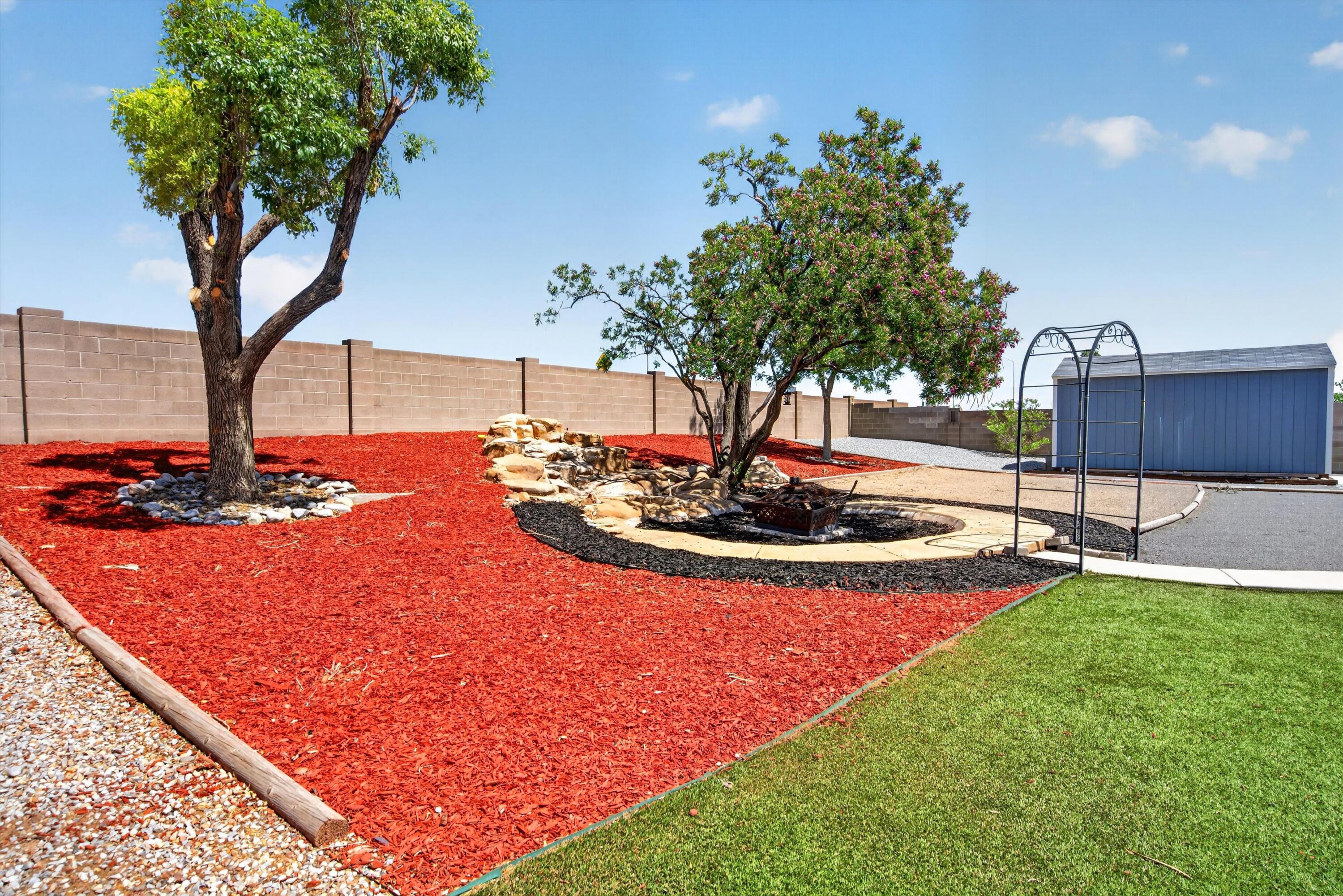 Photo 12 — 2413 Agua Fria Drive NE
