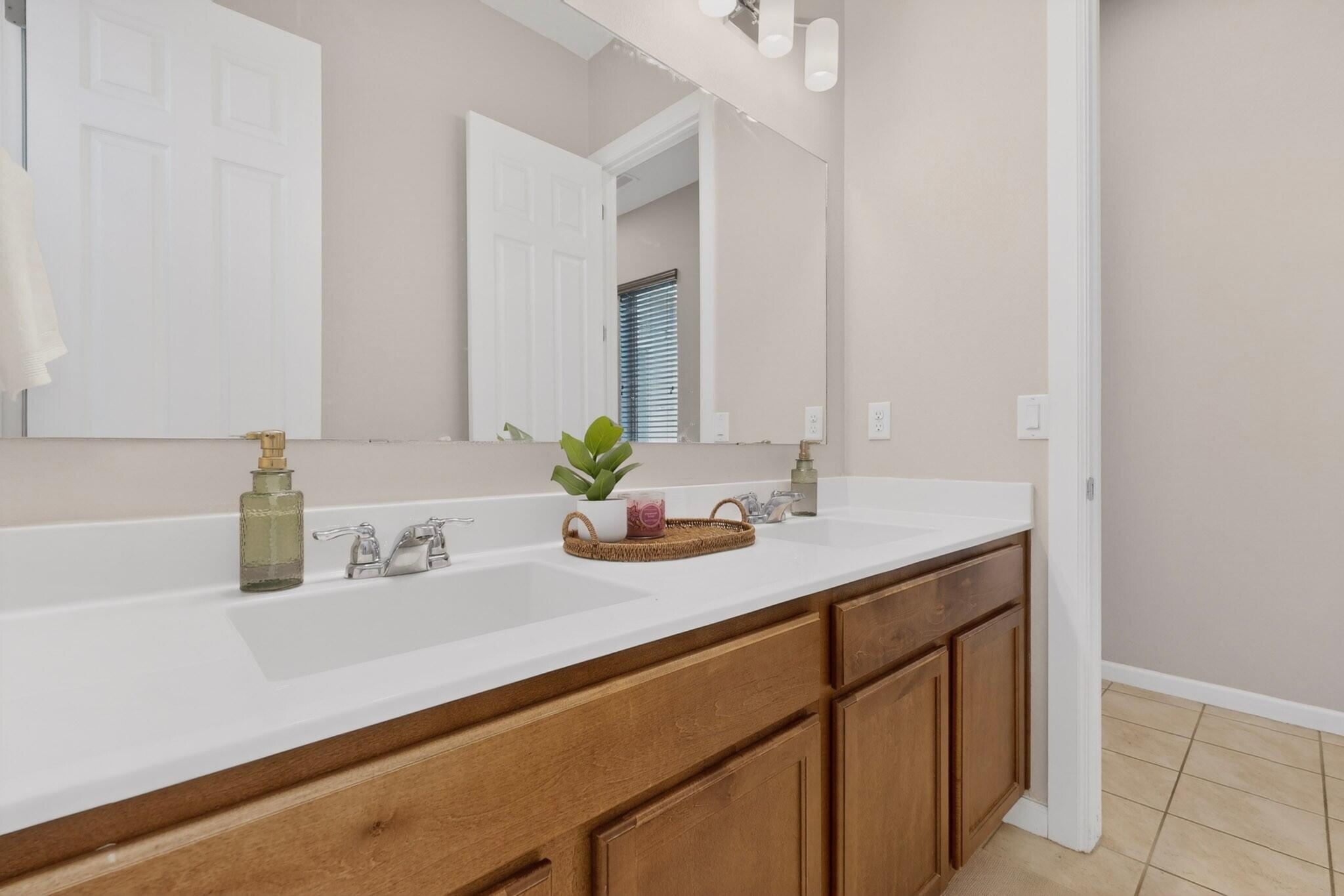 Photo 18 — 12200 Bear Valley Lane NW