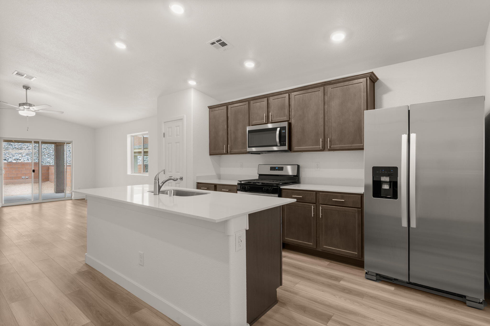 Photo 17 — 1520 Rawhide Loop NE