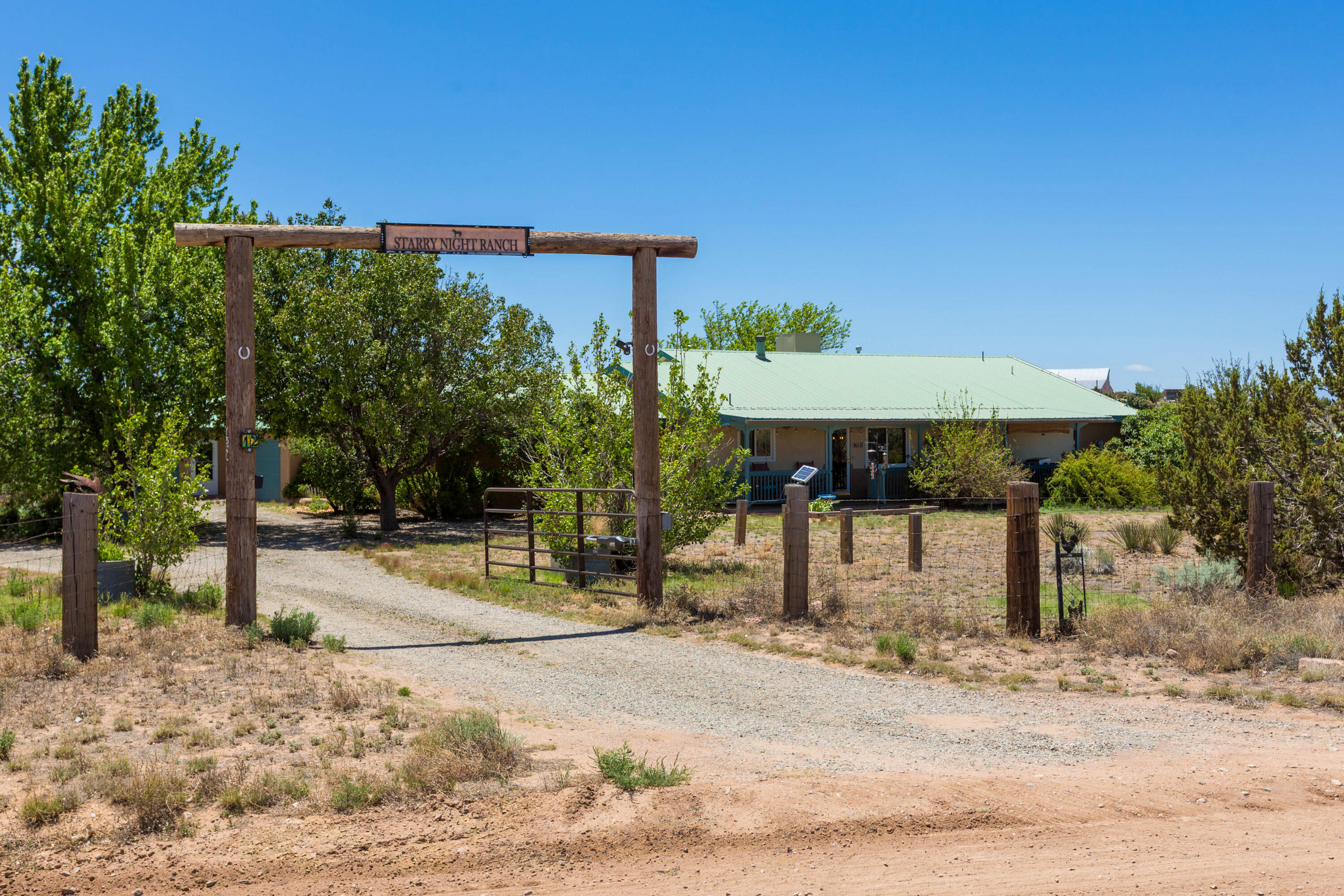 12 Arroyo Trail, Santa Fe, NM 87508
