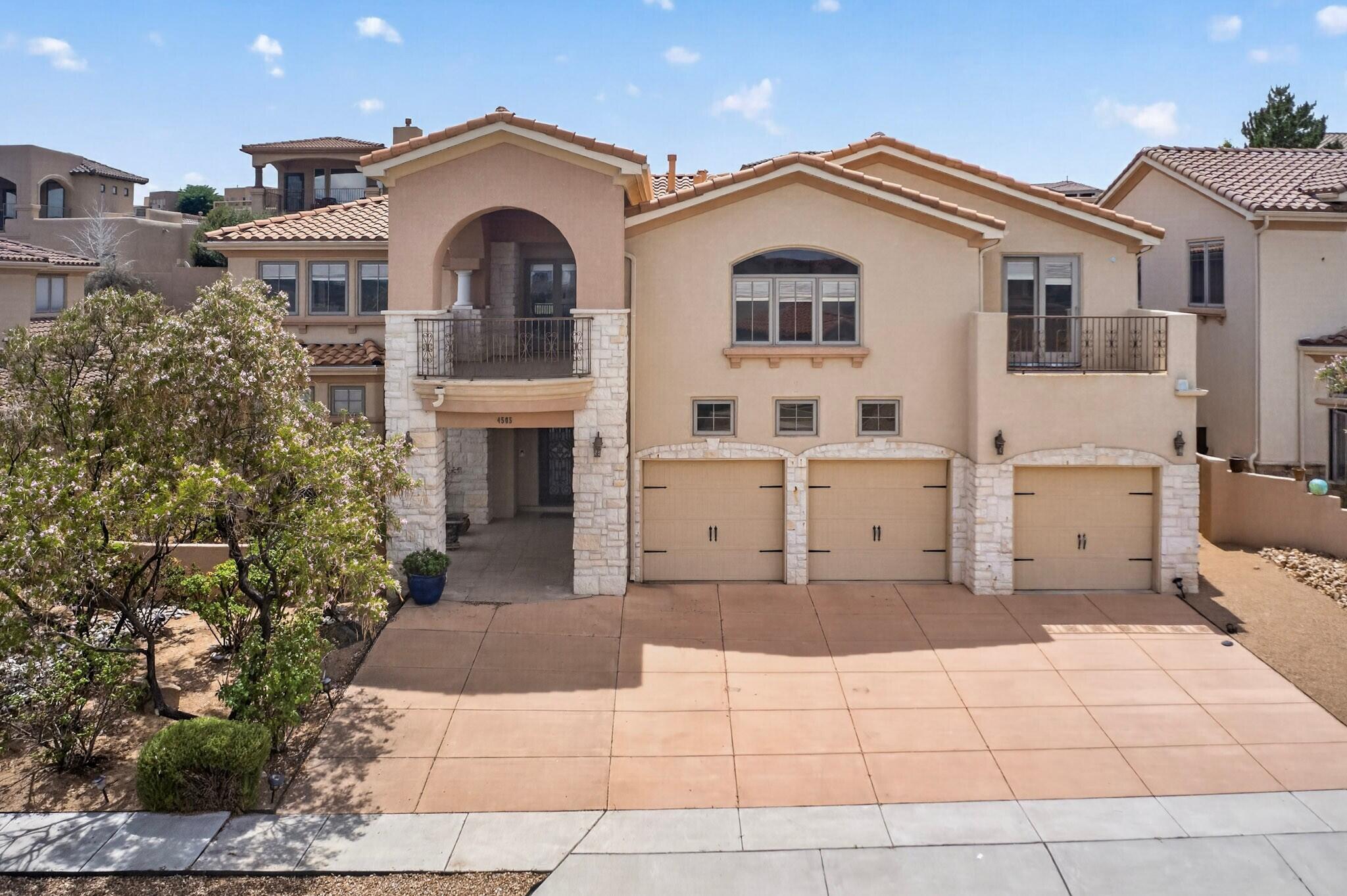 4505 Atherton Way NW, Albuquerque, NM 87120
