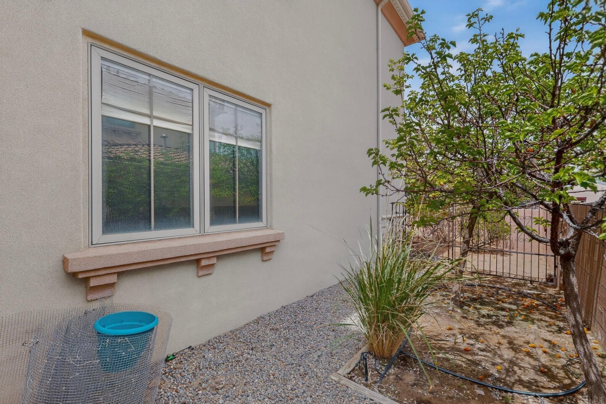 Photo 5 — 4505 Atherton Way NW