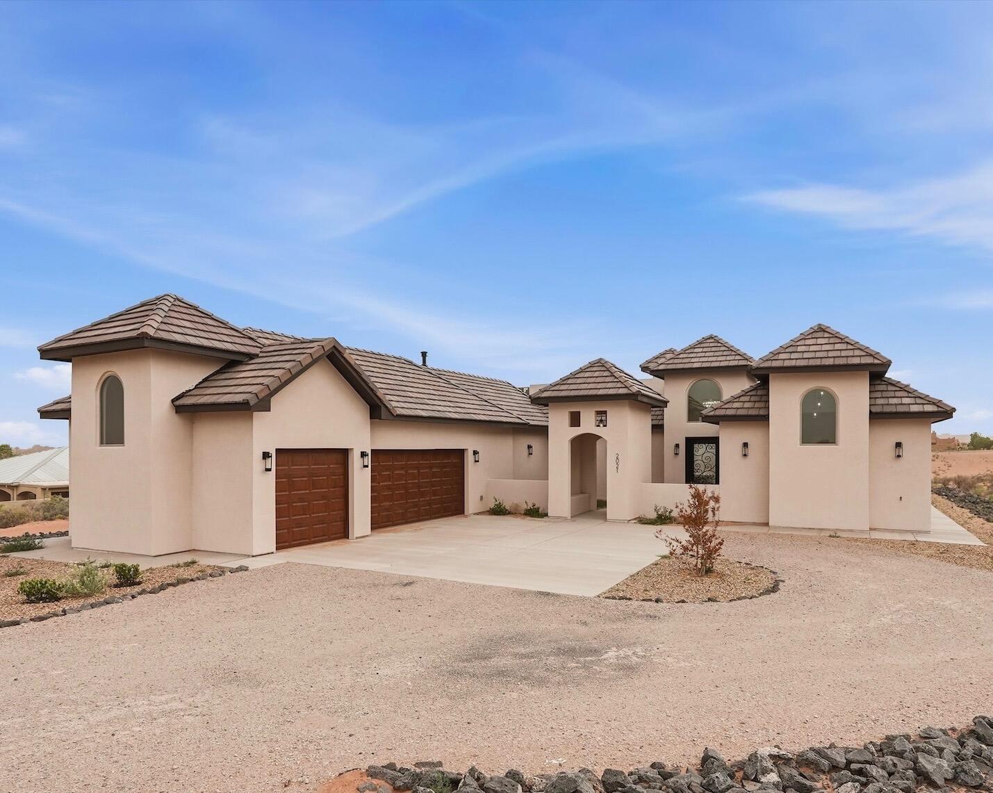 2021 Santa Ana Road NE