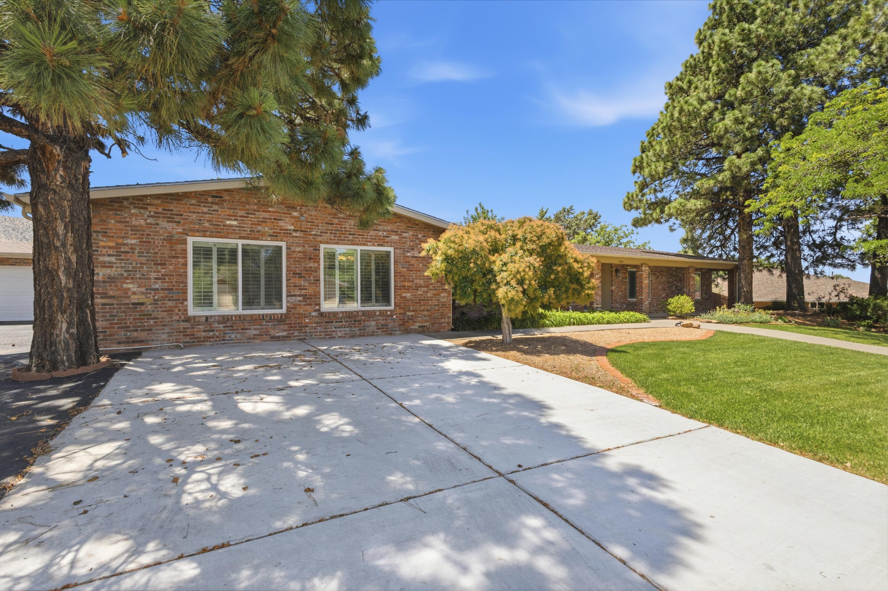 Photo 10 — 1634 Sagebrush Trail SE