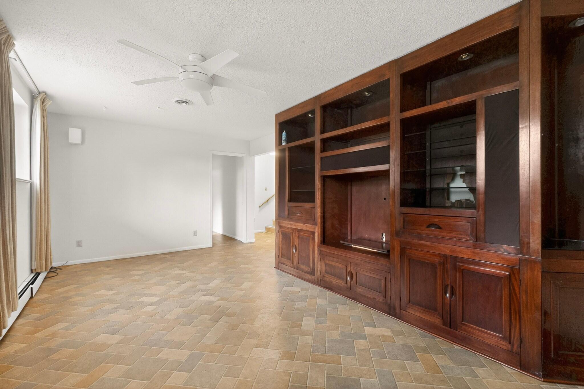 Photo 13 — 14316 Piedras Road NE