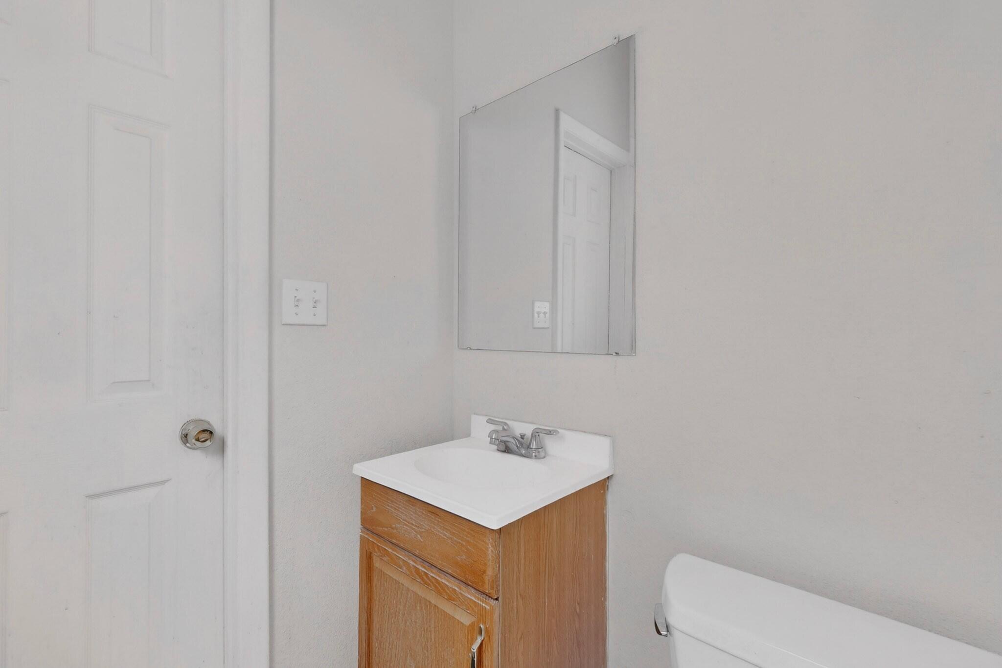 Photo 2 — 528 Juan Tabo Boulevard NE