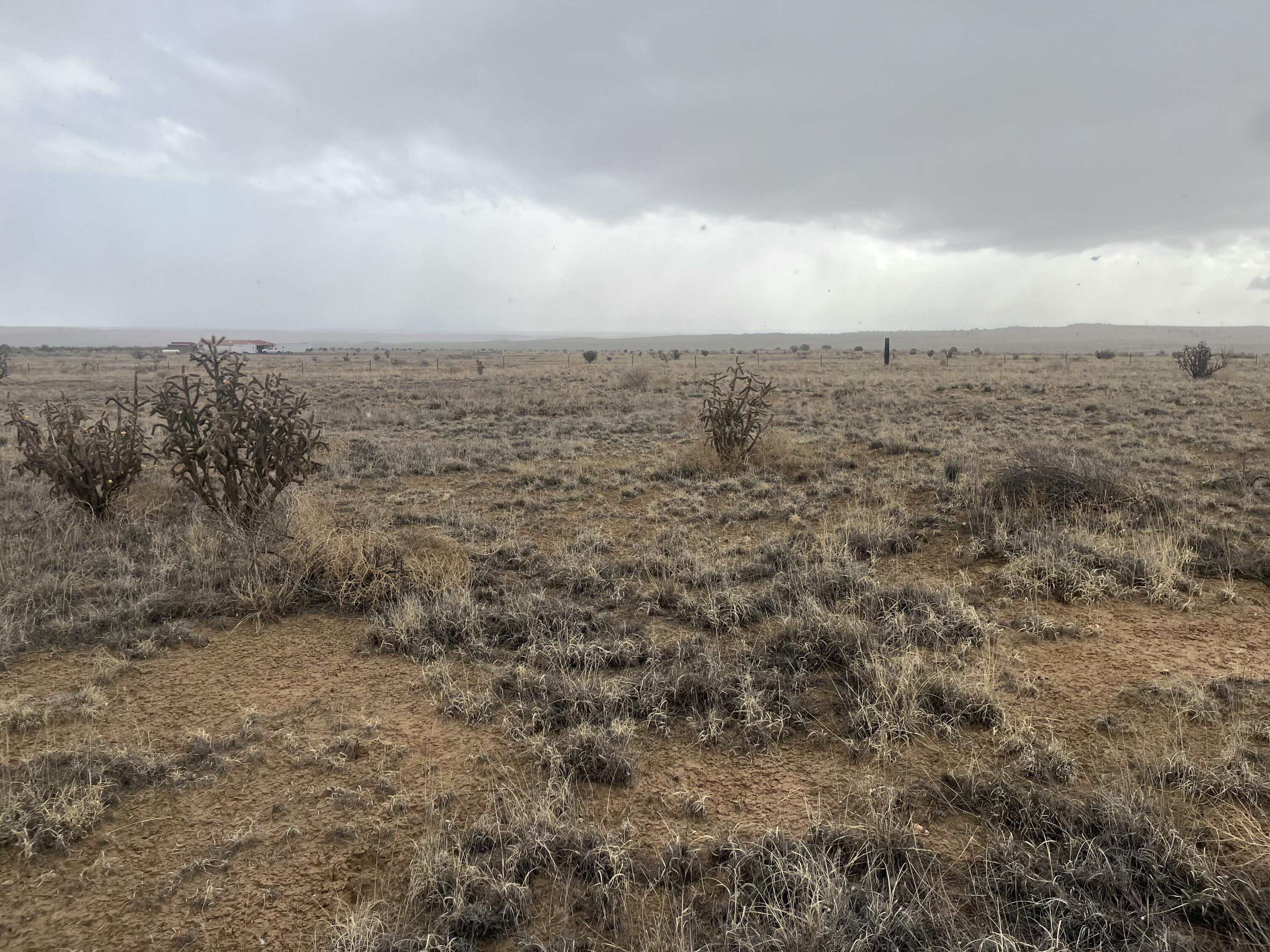 Photo 7 — 2230-2236 Apachita Way