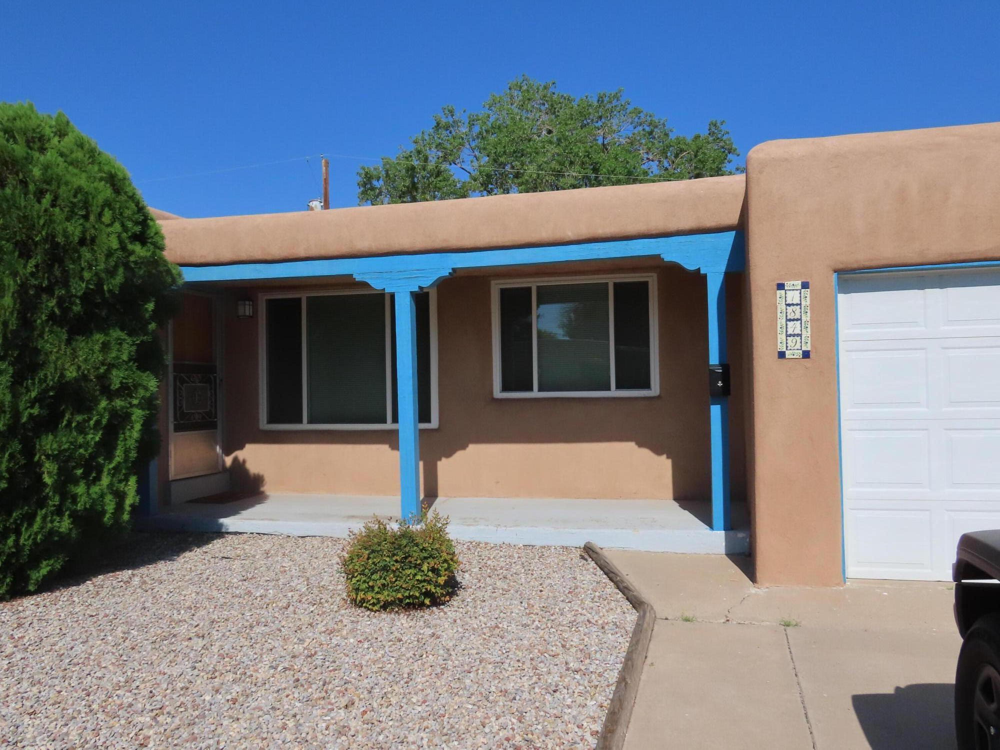 1849 E Georgia Street NE, Albuquerque, NM 87110