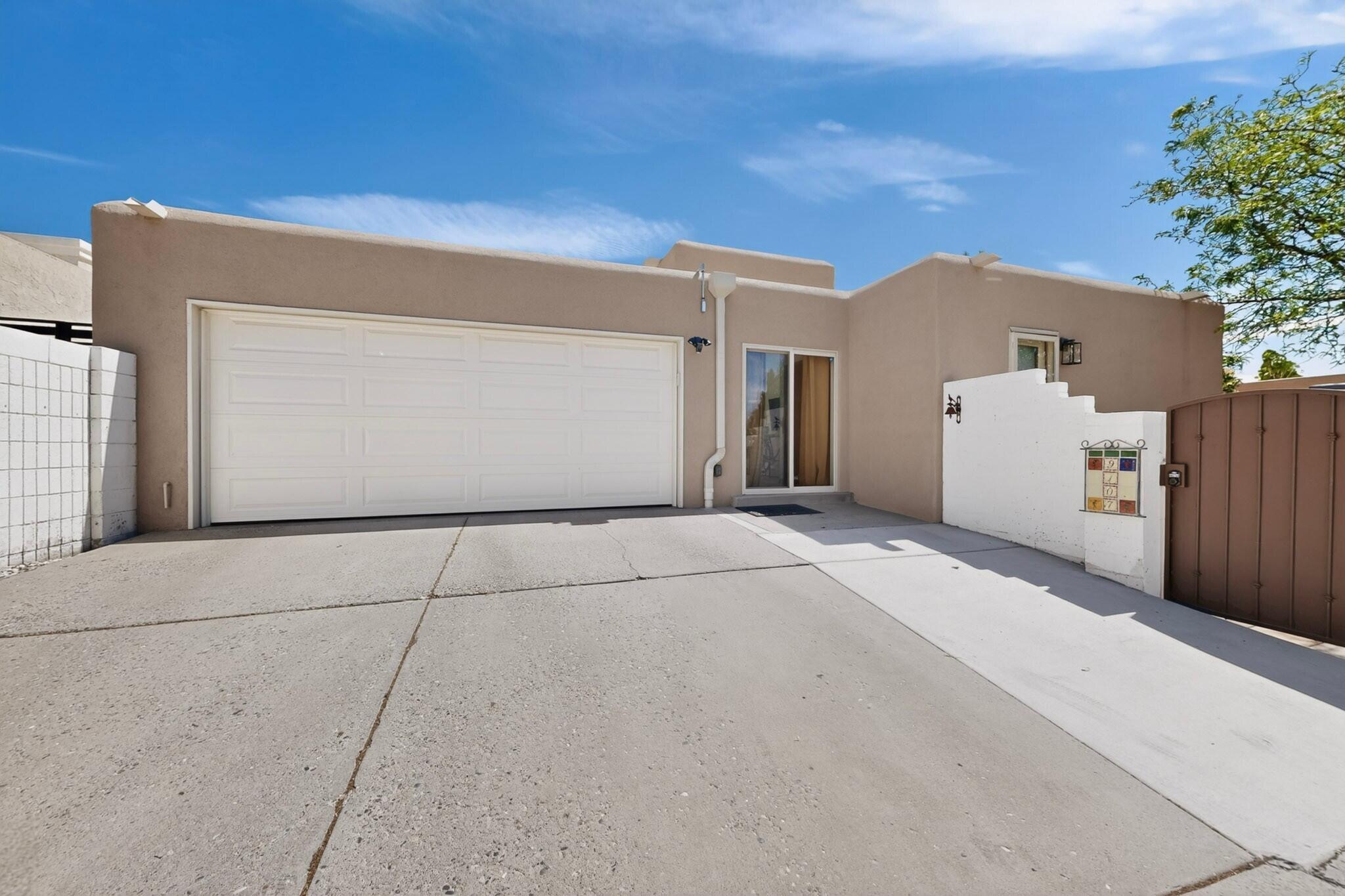 Photo 6 — 9107 La Costa Drive NE