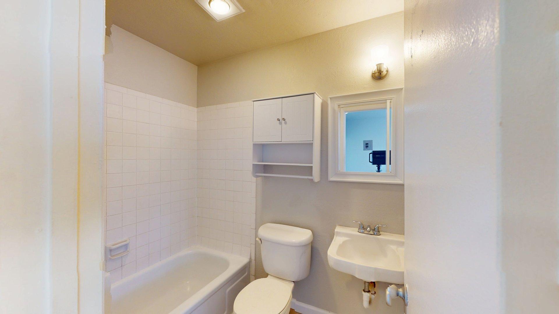 Photo 8 — 2104 Lead Avenue SE