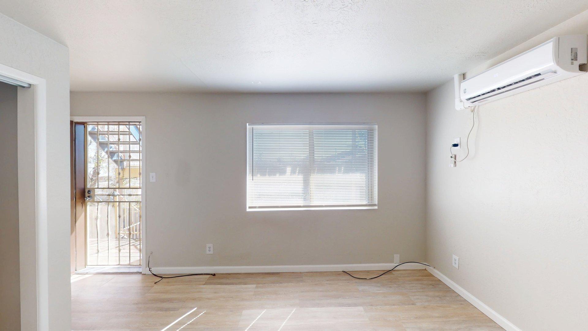 Photo 19 — 2104 Lead Avenue SE