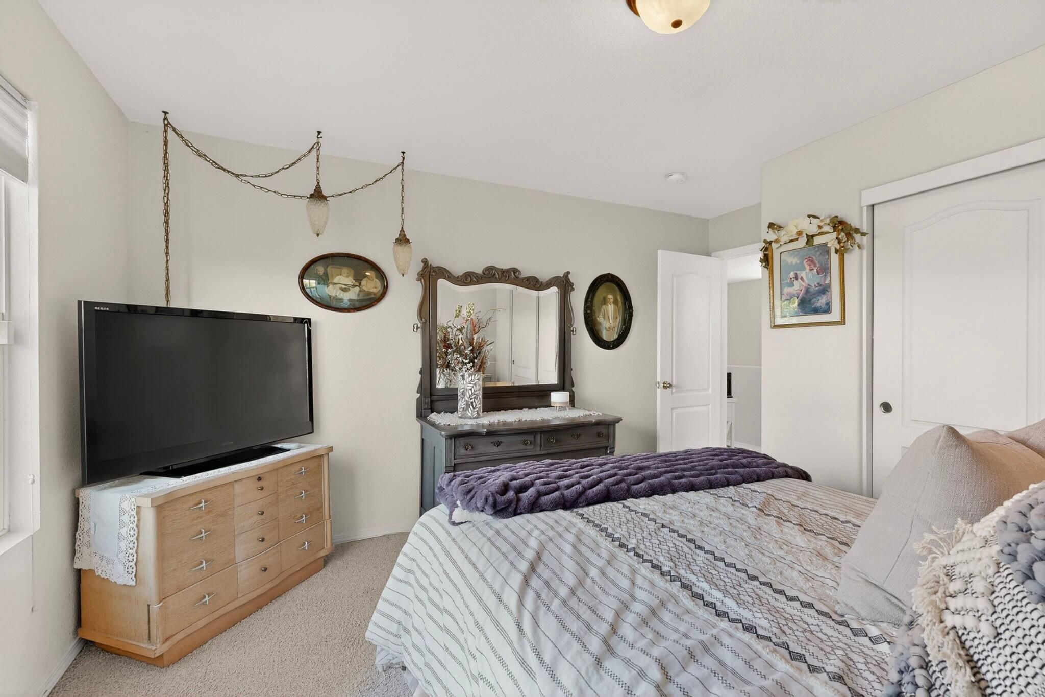 Photo 15 — 8623 Eagle Springs Drive NE