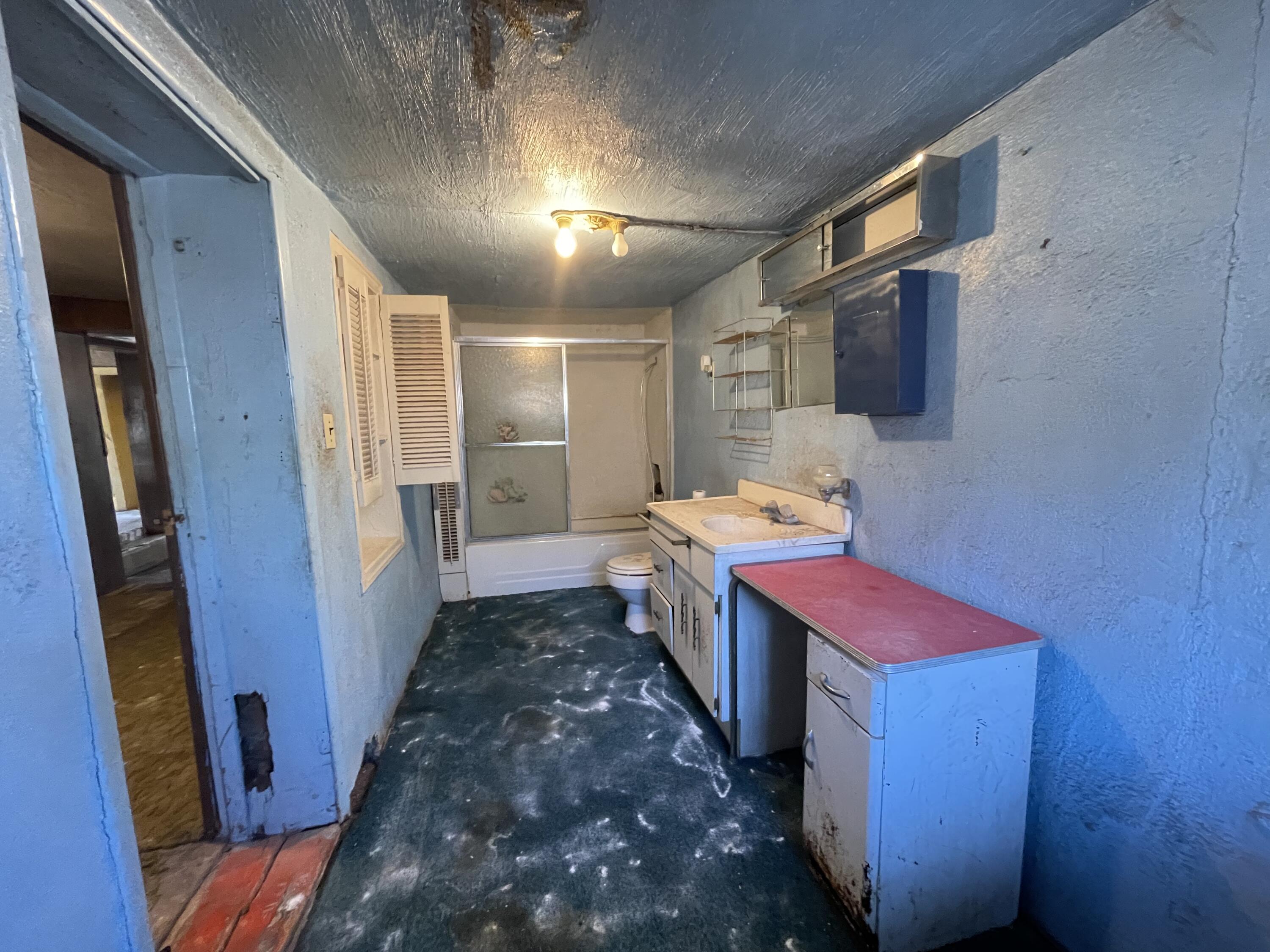 Photo 3 — 503 S Pine Street