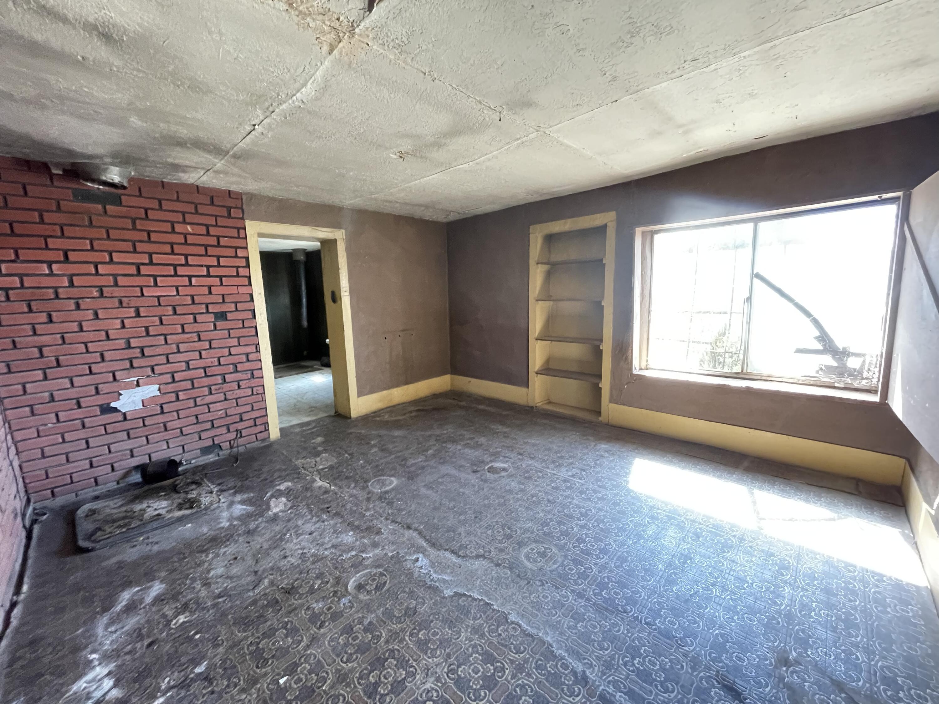 Photo 6 — 503 S Pine Street