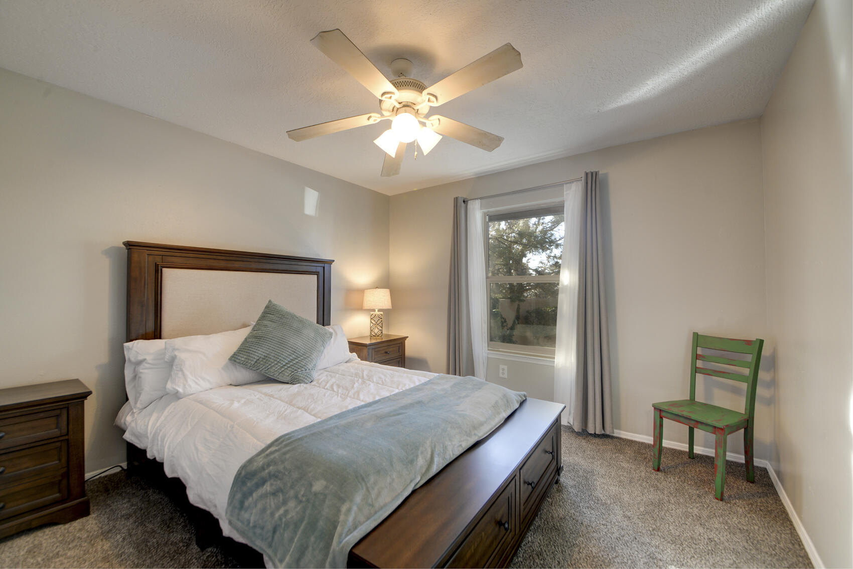 Photo 4 — 3900 Embudito Drive NE